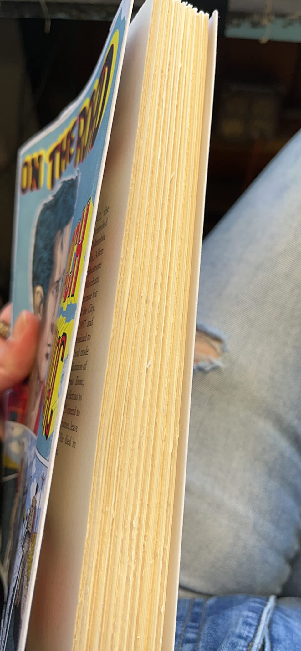 On the Road: The Original Scroll: (Penguin Classics Deluxe Edition) customer photo 1