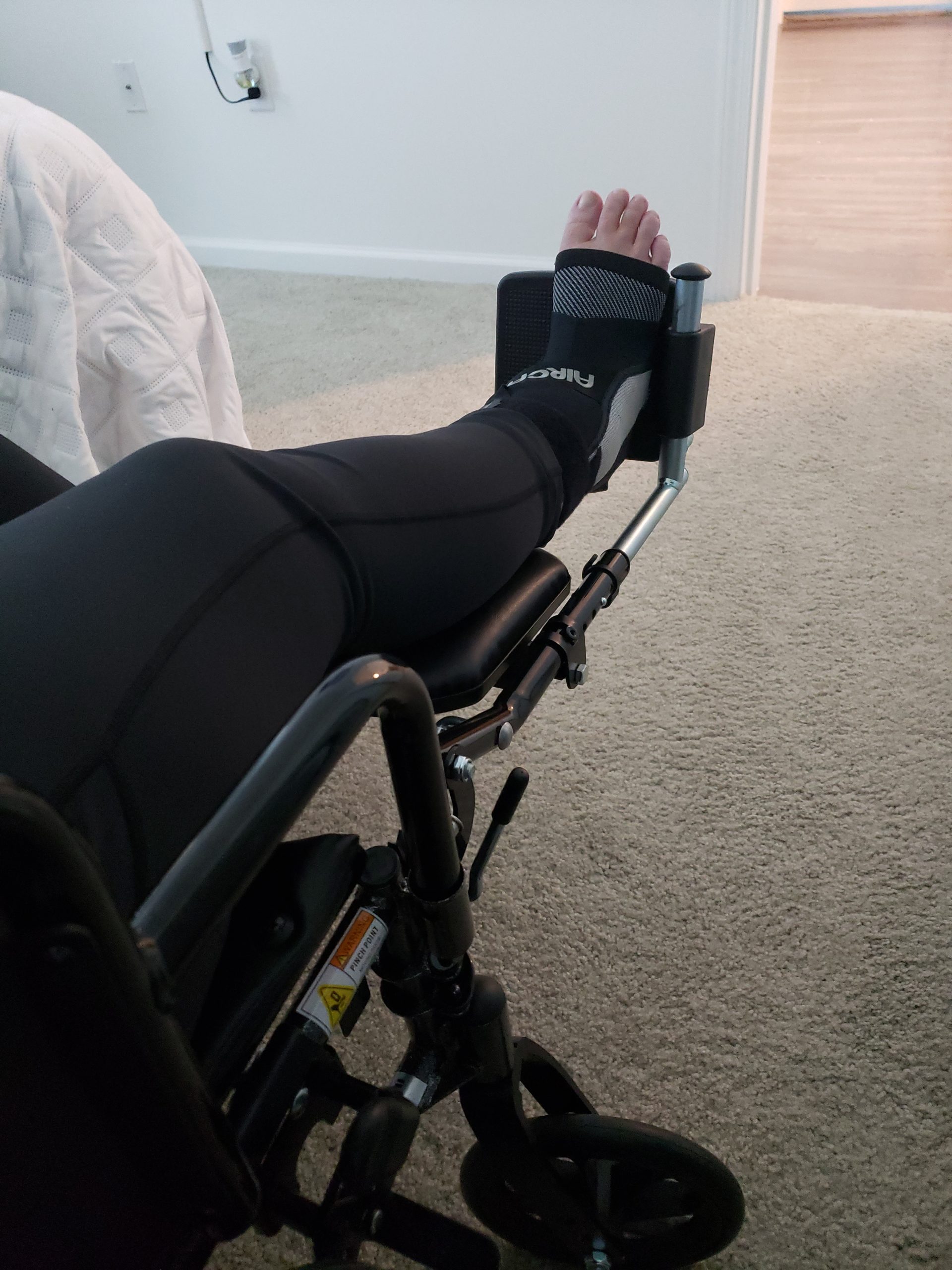 Drive Medical SSP220DDA-ELR Silver Sport 2 Full-Reclining Transport Wheelchair with Detachable Desk Arms and Swing-Away Elevating Leg Rest, Black customer photo 2