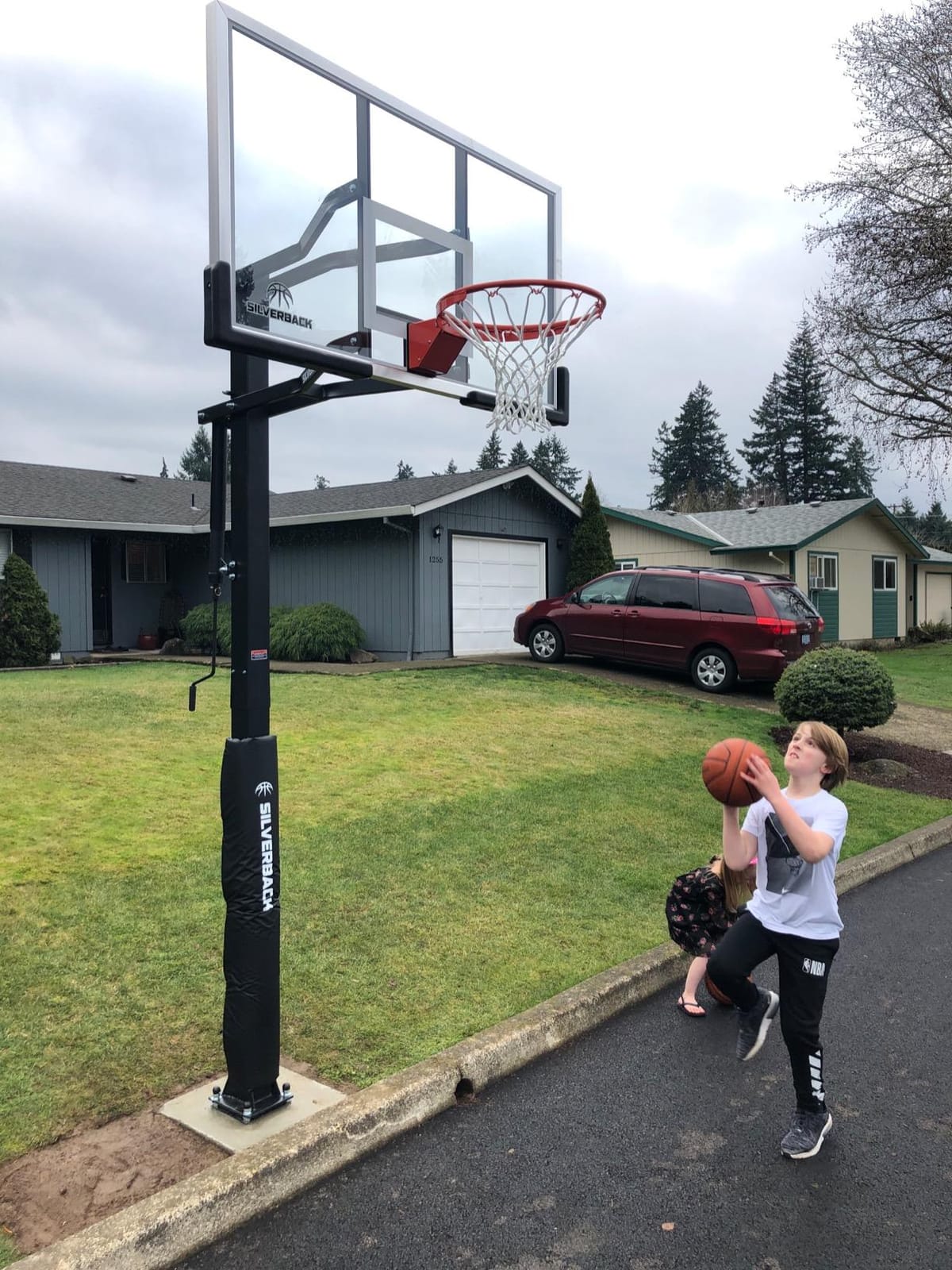 Silverback Height Adjustable In-Ground Basketball Hoop with Tempered Glass Backboard, Pro-Style Breakaway Rim & Backboard Pad customer photo 1