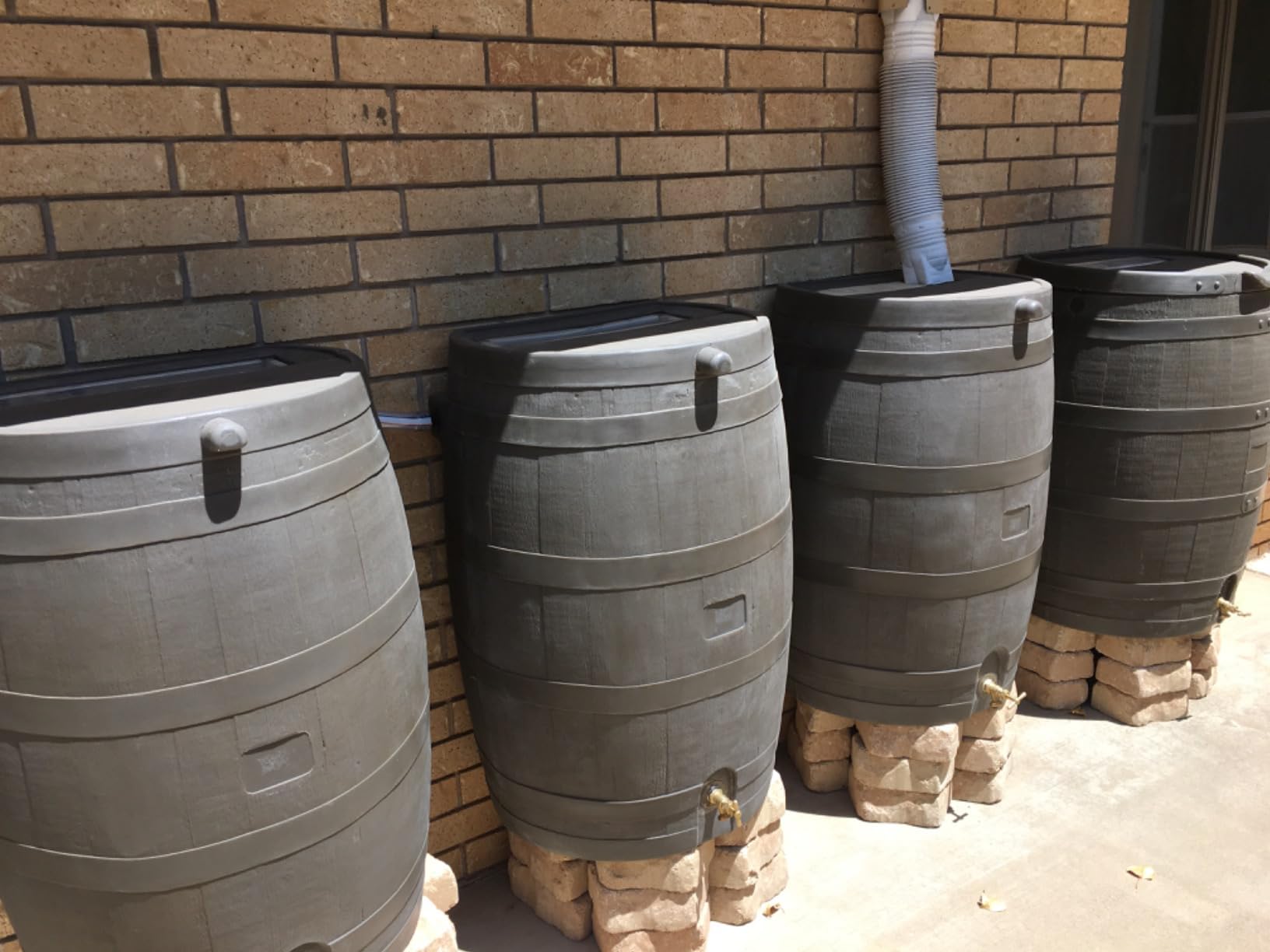 RTS Home Accents 50-Gallon Rain Barrel with Brass Spigot, Flat Back Rain Water Collection Barrel, Walnut Color customer photo 1