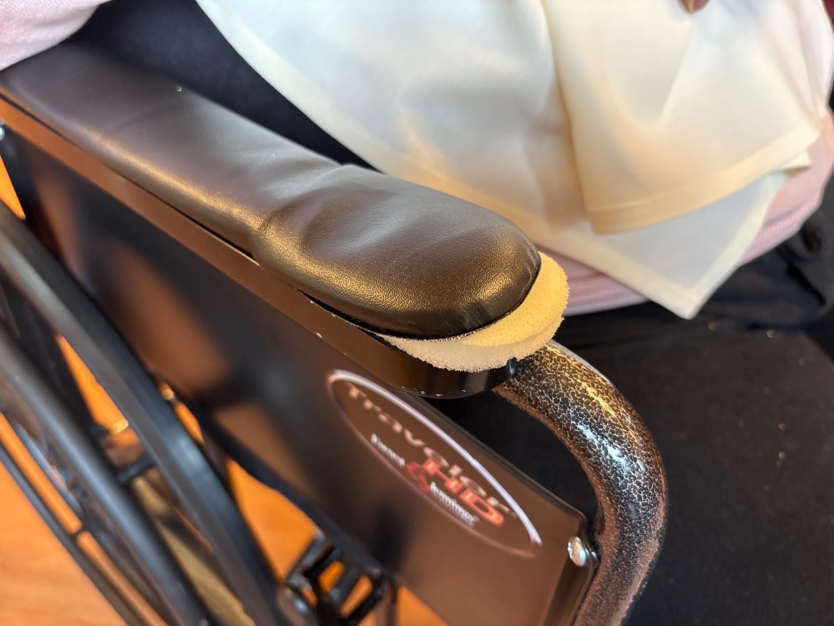 Everest & Jennings Traveler HD Bariatric Wheelchair, Extra Wide 22