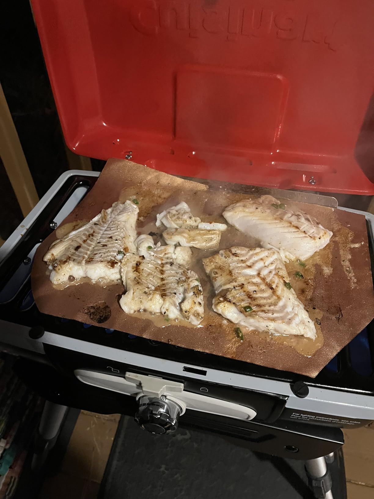 Cuisinart Gas Grill w/VersaStand, Petite Gourmet, Portable, 5,500 BTU customer photo 2