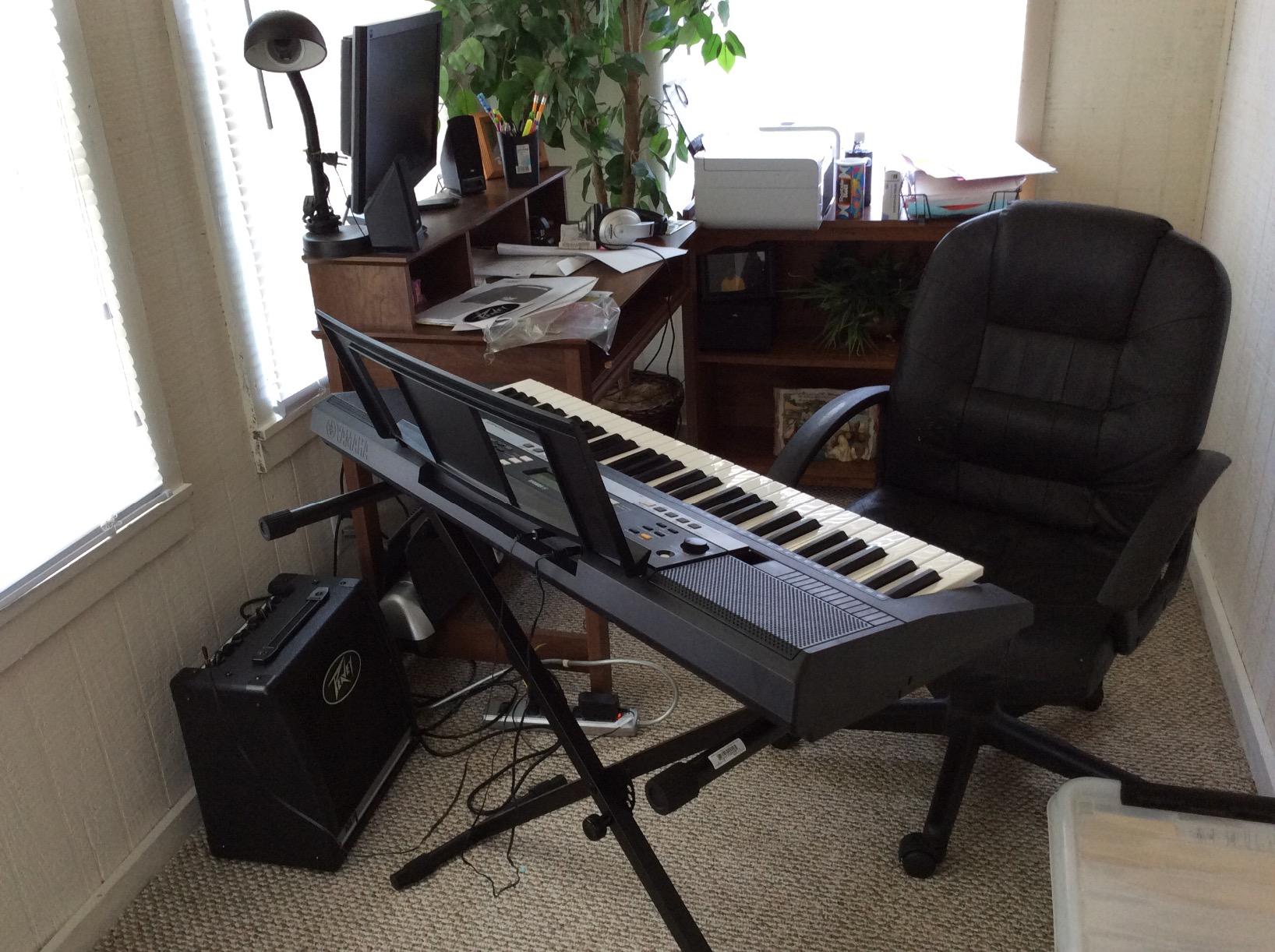 Peavey KB 1 20-Watt 1x8 Keyboard Amp customer photo 2