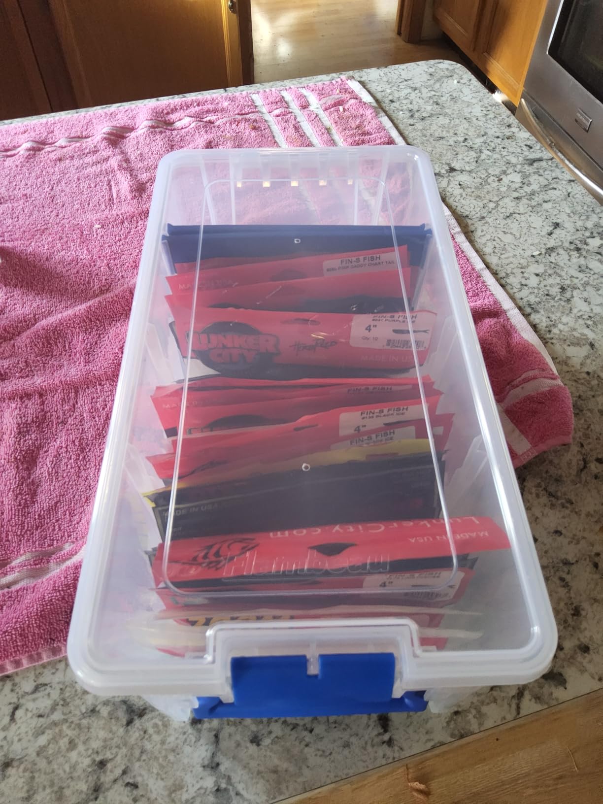 Flambeau Outdoors Super Half Satchel Soft Bait Organizer, Zerust, Clear | Organizes soft bait packages upright in 4 compartments with 3 Zerust dividers. Translucent lid and base, clear customer photo 2