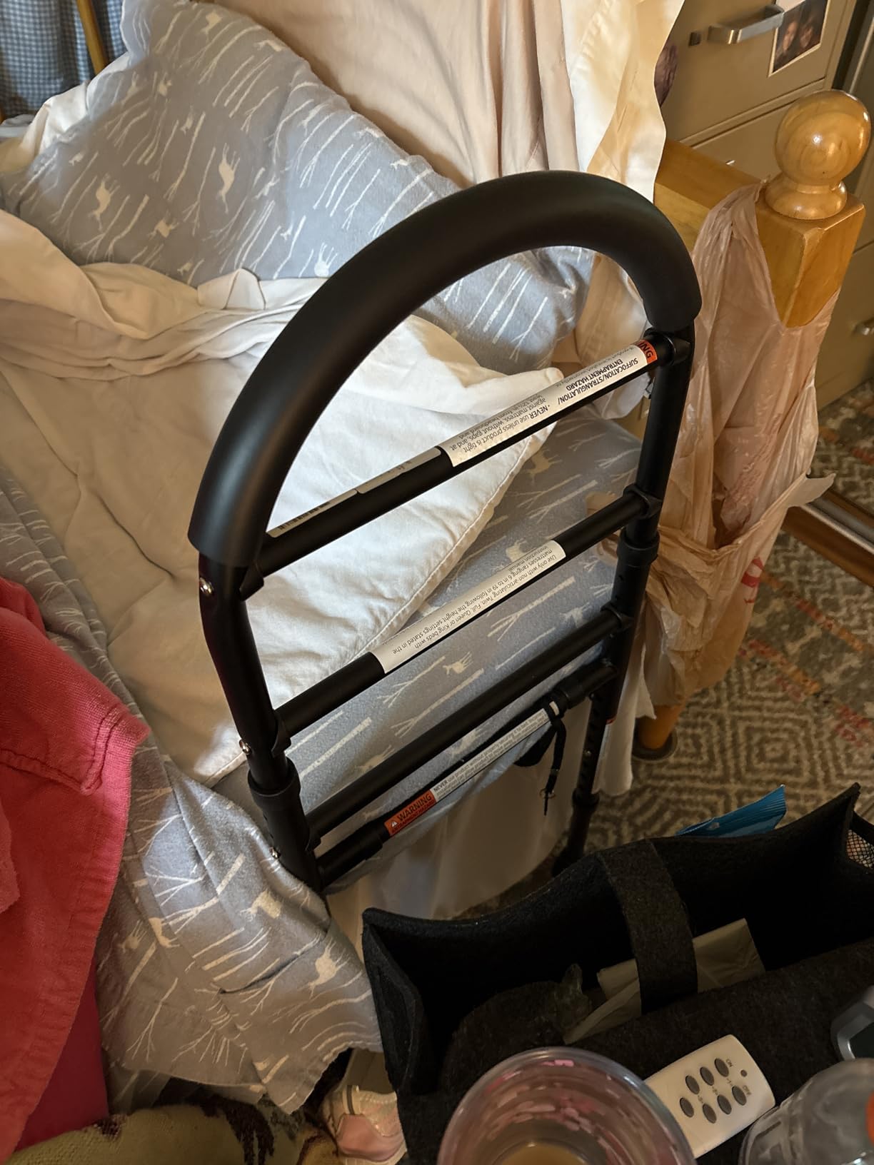 Medline Bed Assist Bar for Seniors with Nylon Bag for Storage customer photo 1