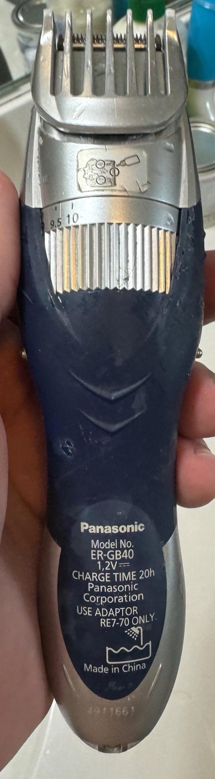Panasonic Cordless Men's Beard Trimmer with Precision Dial, Adjustable 19 Length Setting, Rechargeable Battery, Washable - ER-GB40-S (Blue) customer photo 2