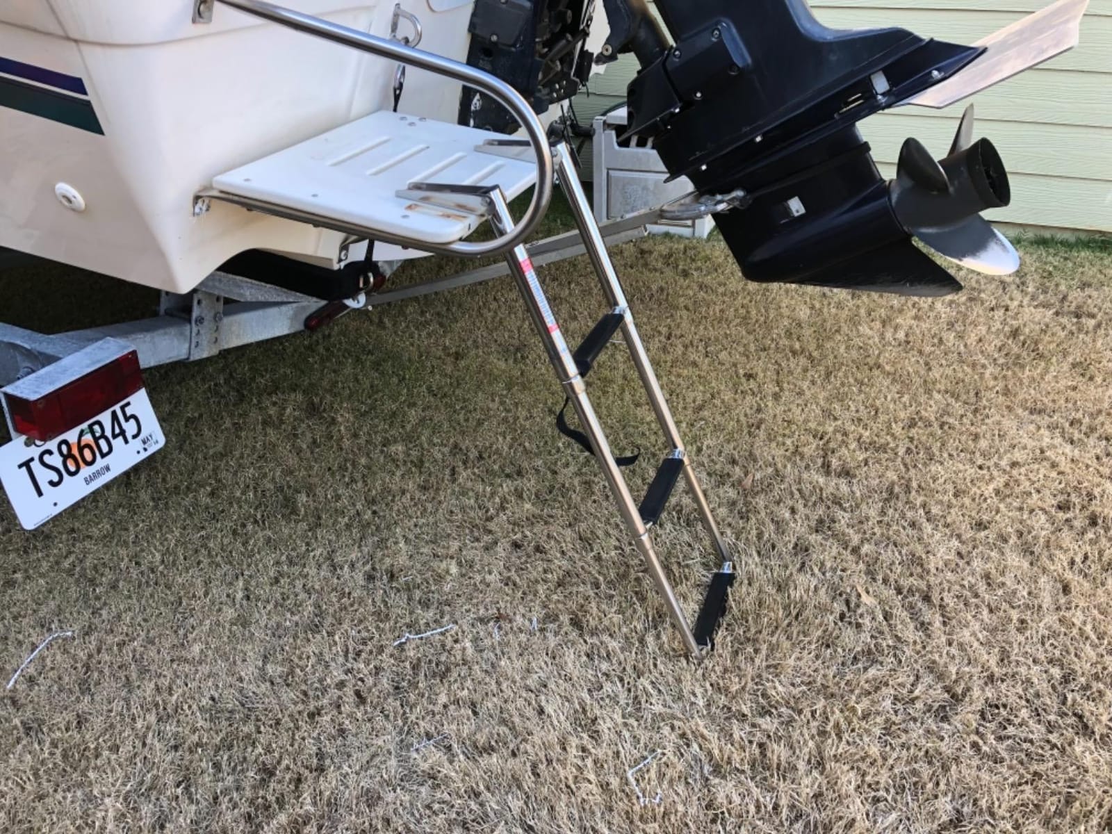 Amarine-Made 3 Step Stainless Steel Telescoping Boat Ladder Swim Step customer photo 1