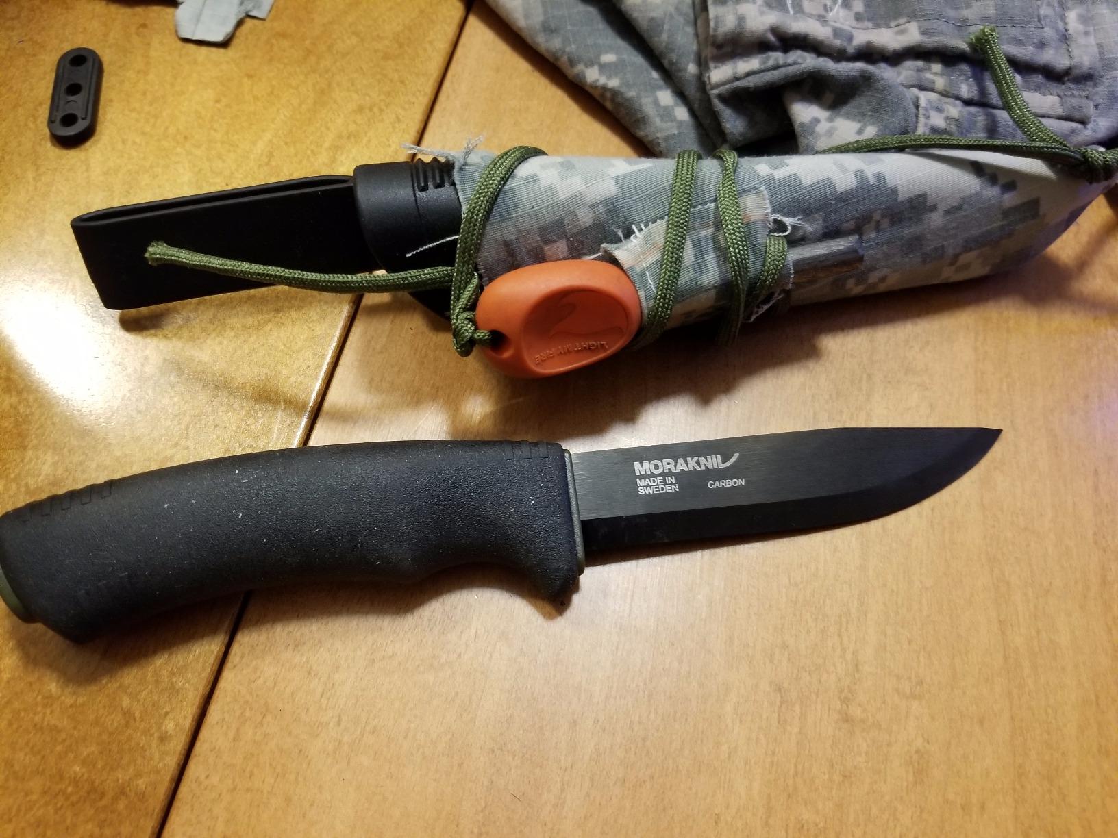 Morakniv Carbon Steel Fixed-Blade Bushcraft Knife with Sheath, Black, 4.3 Inch customer photo 2