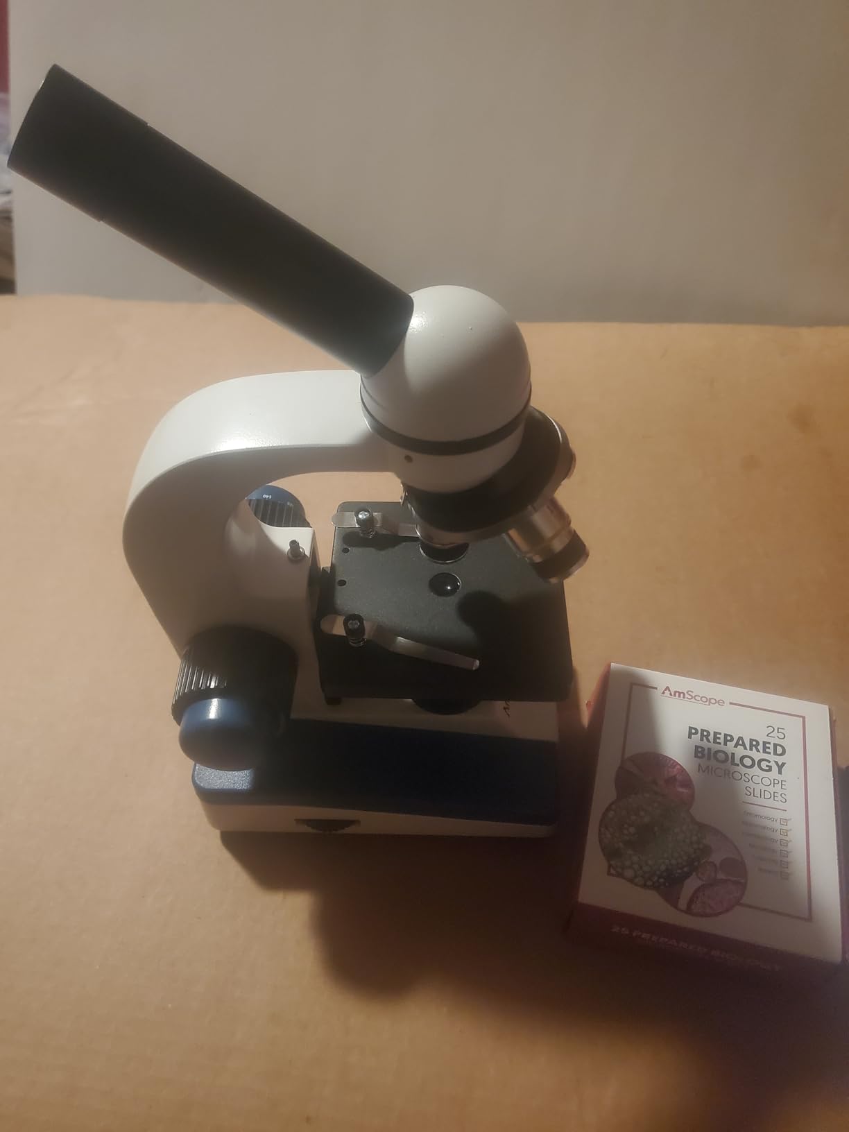 AmScope M150 Series Portable Student Monocular Compound Microscope - 40X-1000X Magnification - Features LED Light & 25 Prepared Slides - Has Coarse & Fine Focus customer photo 1
