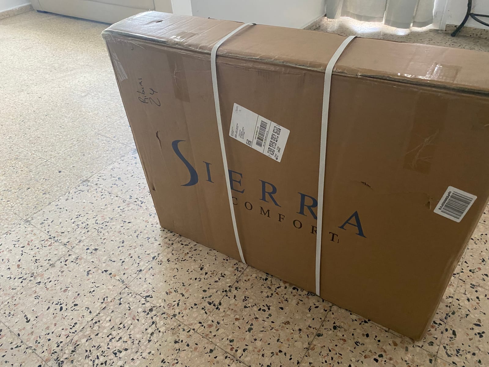 Sierra Comfort Basic Portable Massage Table, Black customer photo 1
