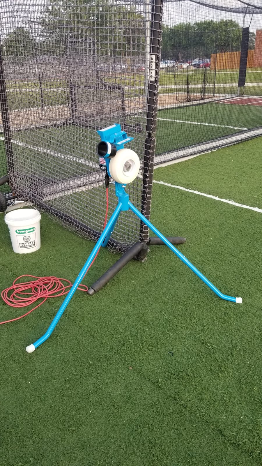 JUGS PS50 Baseball and Softball Pitching Machine - The Introductory-Level Pitching Machine That Throws up to 50 mph. Throws Both Baseballs and softballs. customer photo 1