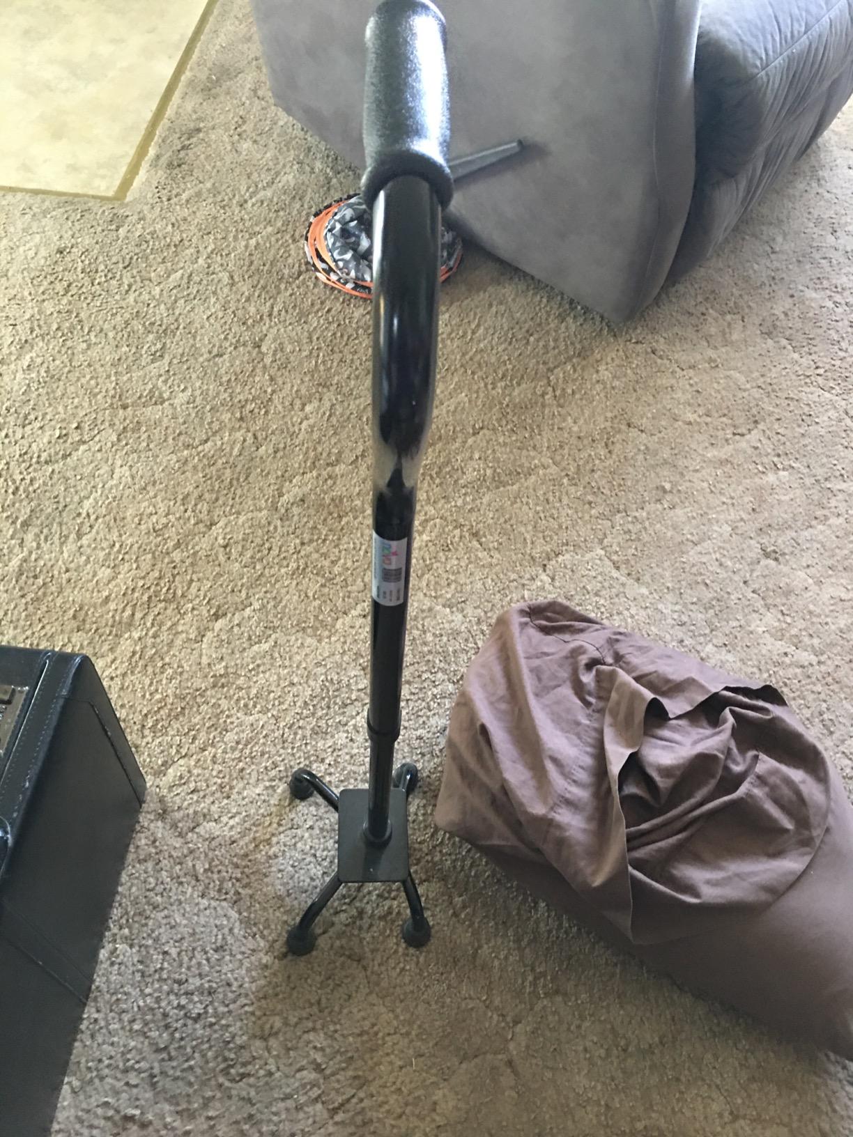 NOVA Heavy Duty Quad Cane with Large Base, 500 lb Weight Capacity Bariatric Walking Cane with Offset Handle, Adjustable Height Aluminum 4-Prong Cane, Right or Left Hand Use, Silver customer photo 1
