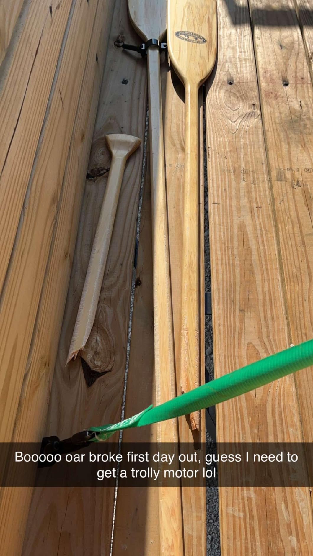 CROOKED CREEK 4-foot Wooden Boat Paddle - Features Multi-Ply Laminated Construction for Added Strength - Lightweight, Waterproof Finish (50431) customer photo 1