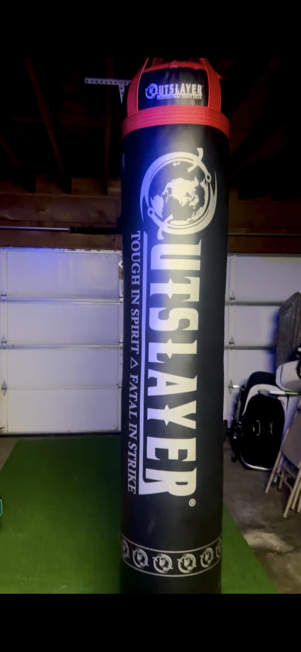 Outslayer Muay Thai Kickboxing Heavy Punching Bag - 6ft 130 lb - Made in USA - for MMA, Boxing & Training customer photo 2
