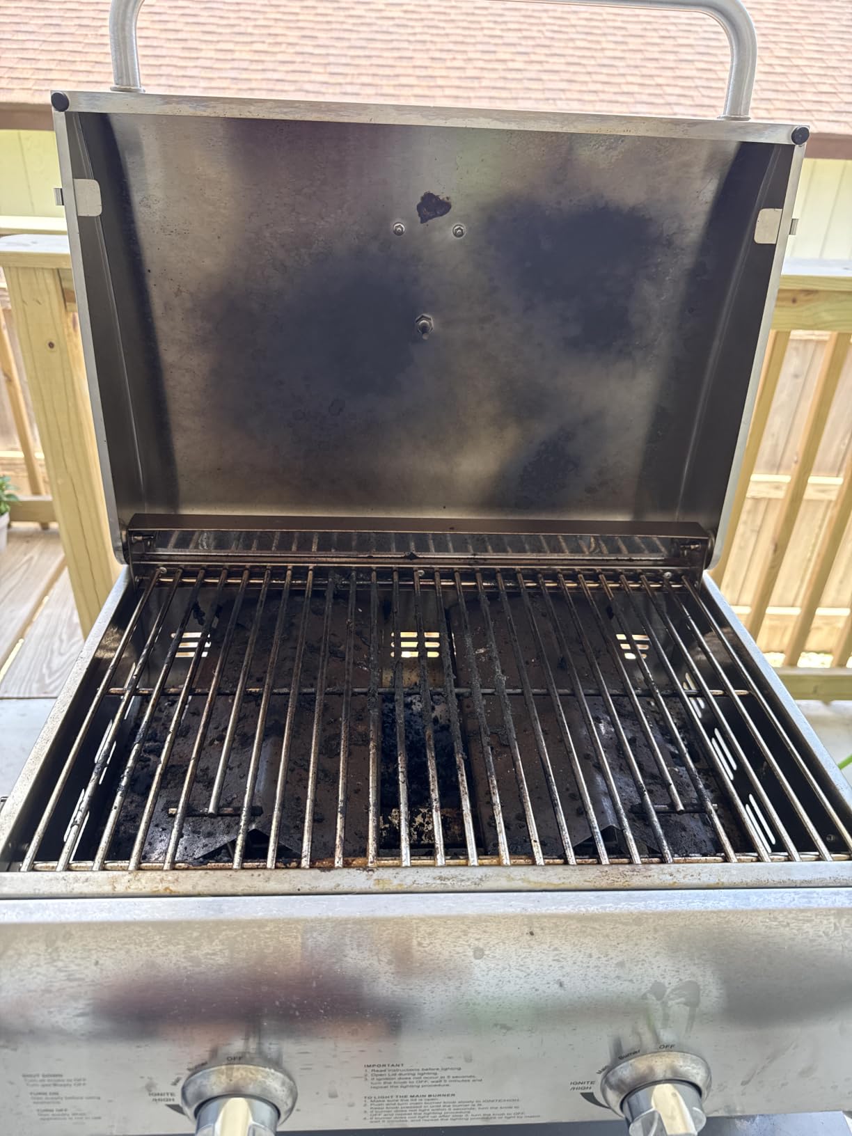 Cuisinart Outdoor Gas Grill, 20,000 BTU, Portable, 2-Burner | 22-lb propane grill for camping, tailgate, and BBQ cooking with electronic ignition and independent control knobs, CGG-306 customer photo 1