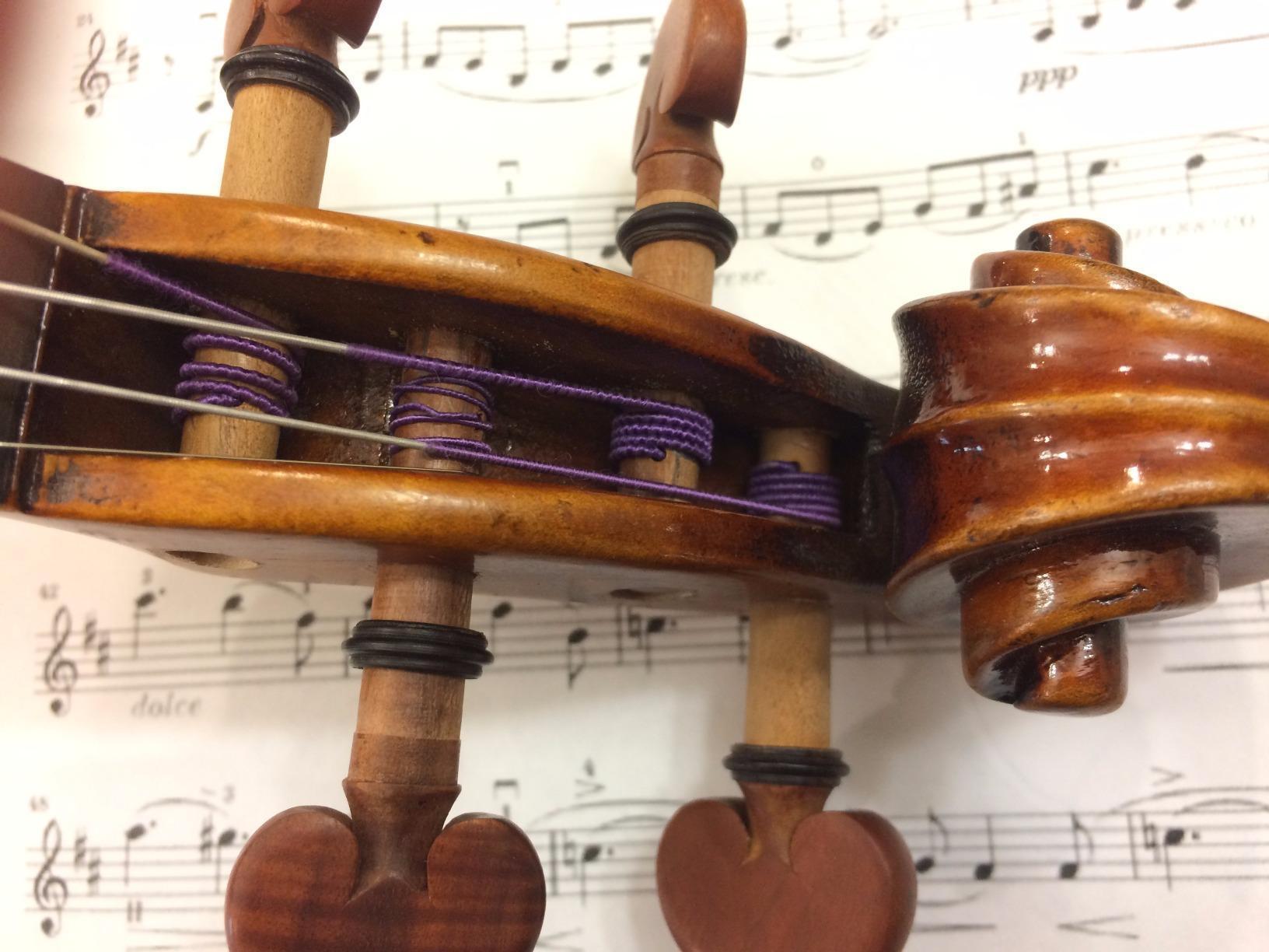 Cremona SV-800 4/4 Premier Artist Violin Outfit - Bow & Case Included, Hand-Carved Tonewoods, Hill-Style Fittings, Thomastik Dominant Strings customer photo 1
