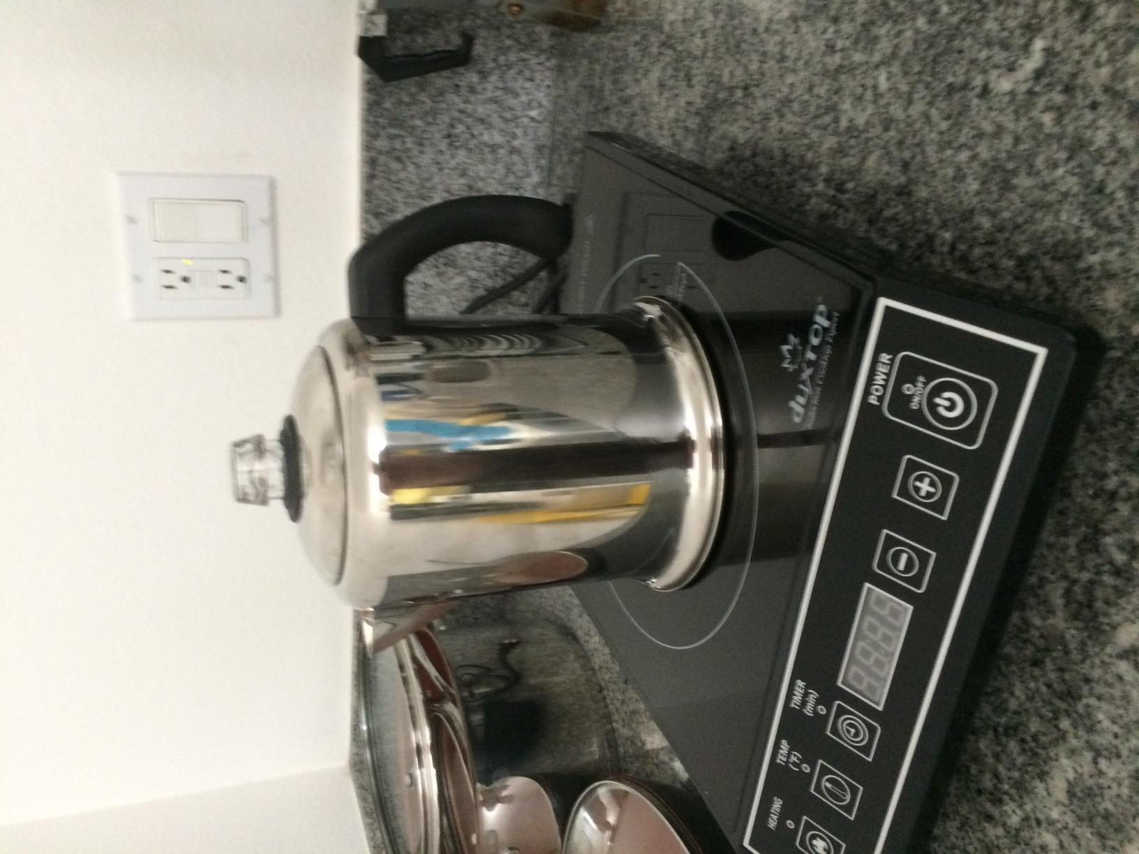 Duxtop 1800W Portable Induction Cooktop Countertop Burner, Black 9100MC | BT-M20B customer photo 1