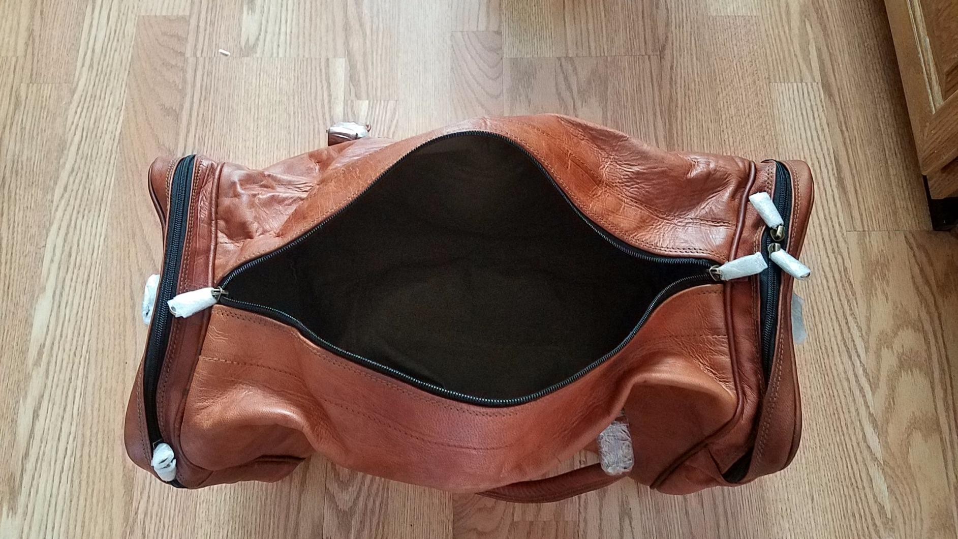 21 Inch Leather Travel Duffle Bag for Men & Women, Overnight Weekend Bag customer photo 2