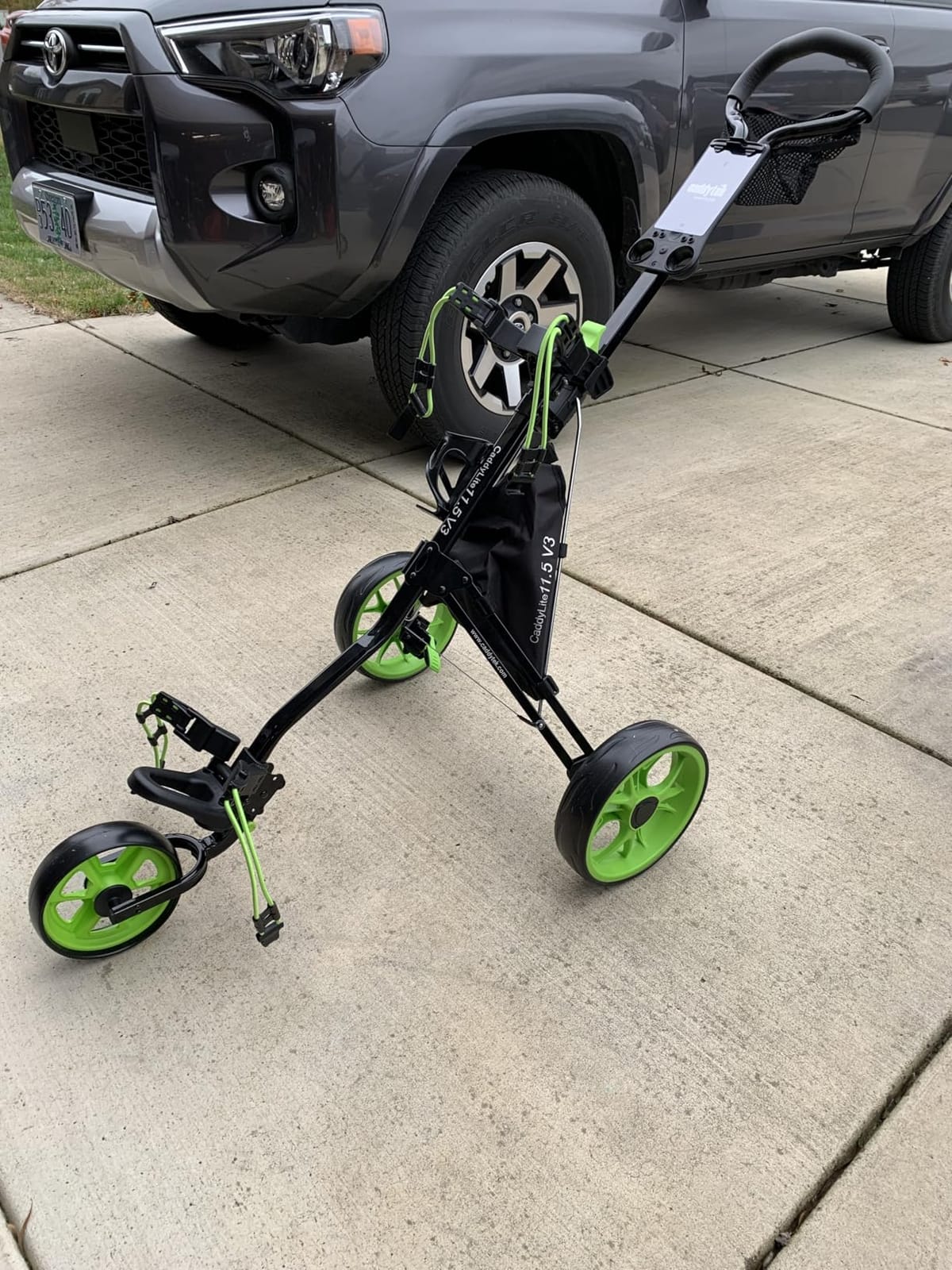 Caddytek CaddyLite 11.5 V3 Golf Push Cart - Lightweight Aluminum 3-Wheel Foldable Golf Bag Cart with Quad-Fold Frame, EVA Wheels, Adjustable Handle, Foot Brake, Mesh Net, Umbrella & Drink Holder customer photo 2