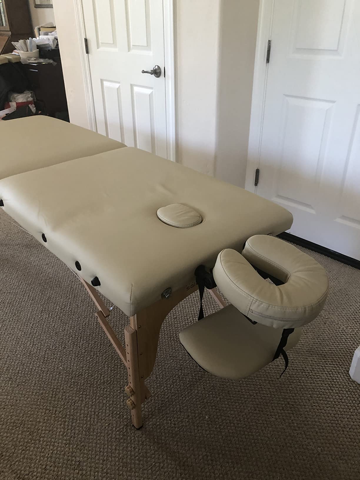 Saloniture Professional Portable Folding Massage Table with Carrying Case - Black customer photo 1