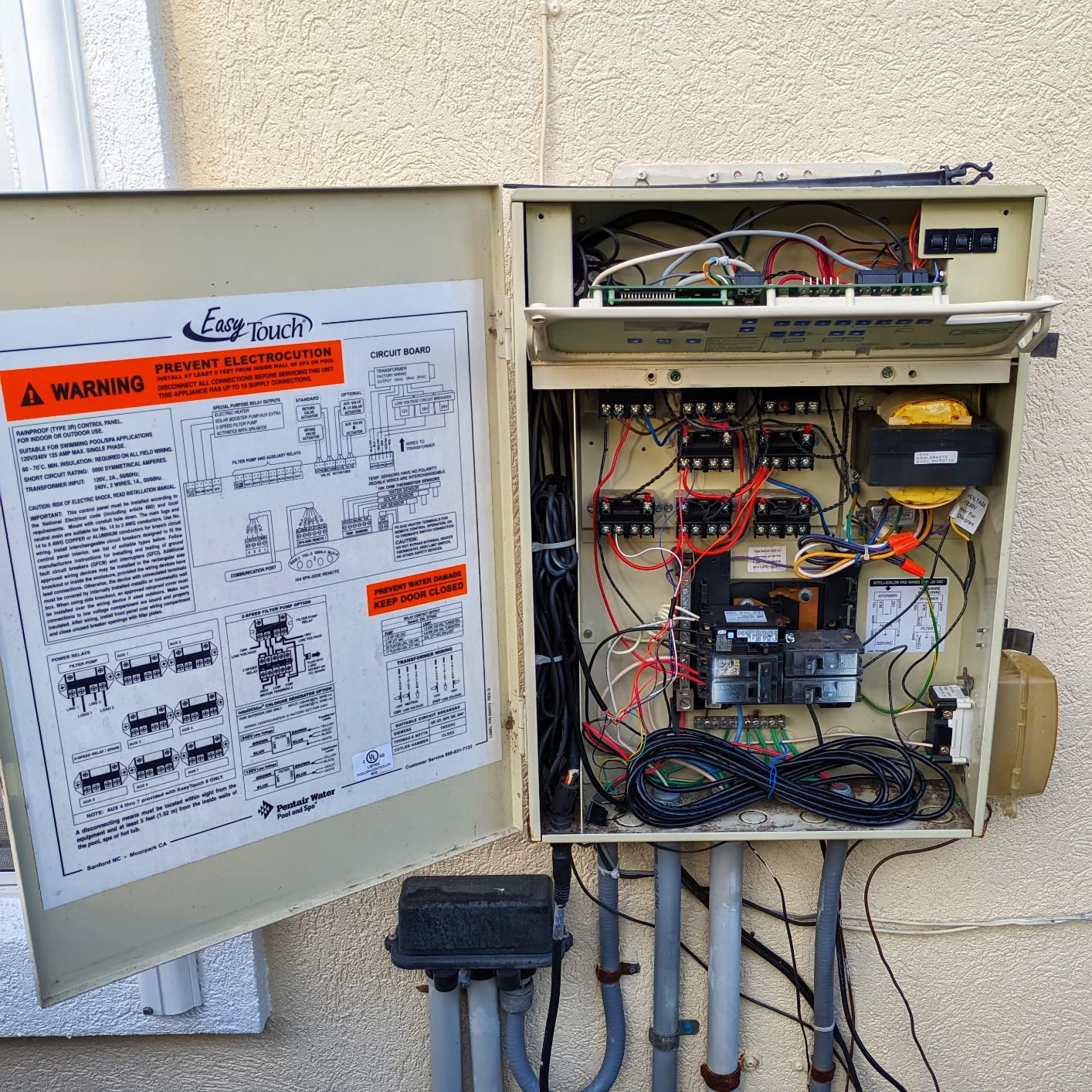Pentair EC-342001 - SuperFlo VS Variable Speed Pool Pump, 1.5 HP customer photo 1