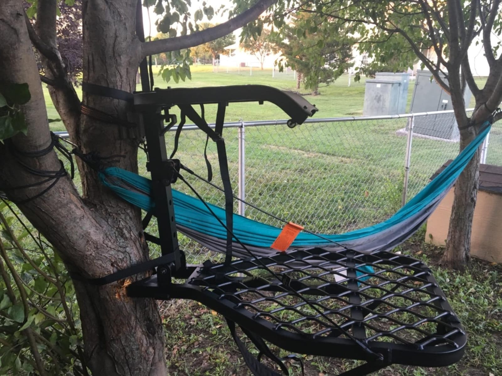 Millennium Treestands M60U Ultralite Hang On Stand, Black (M-060-SL) customer photo 1
