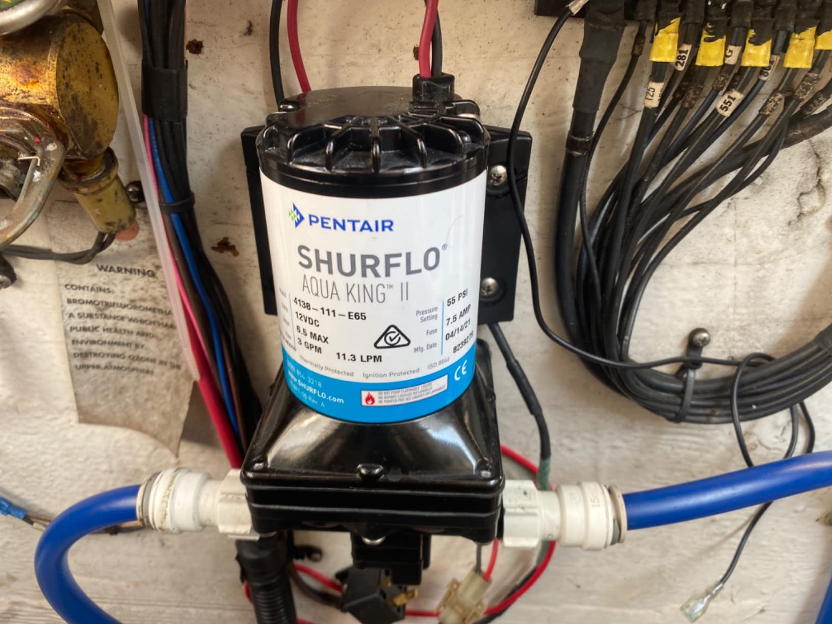 PENTAIR SHURFLO 4138-111-E65 Aqua King II Standard 3.0, 12VDC 3.0GPM 55PSI | Marine FreshWater Diaphragm Pump, Self Priming, Sealed Switch, Ignition Protected, Thermally Protected, RV & Boat Plumbing customer photo 1