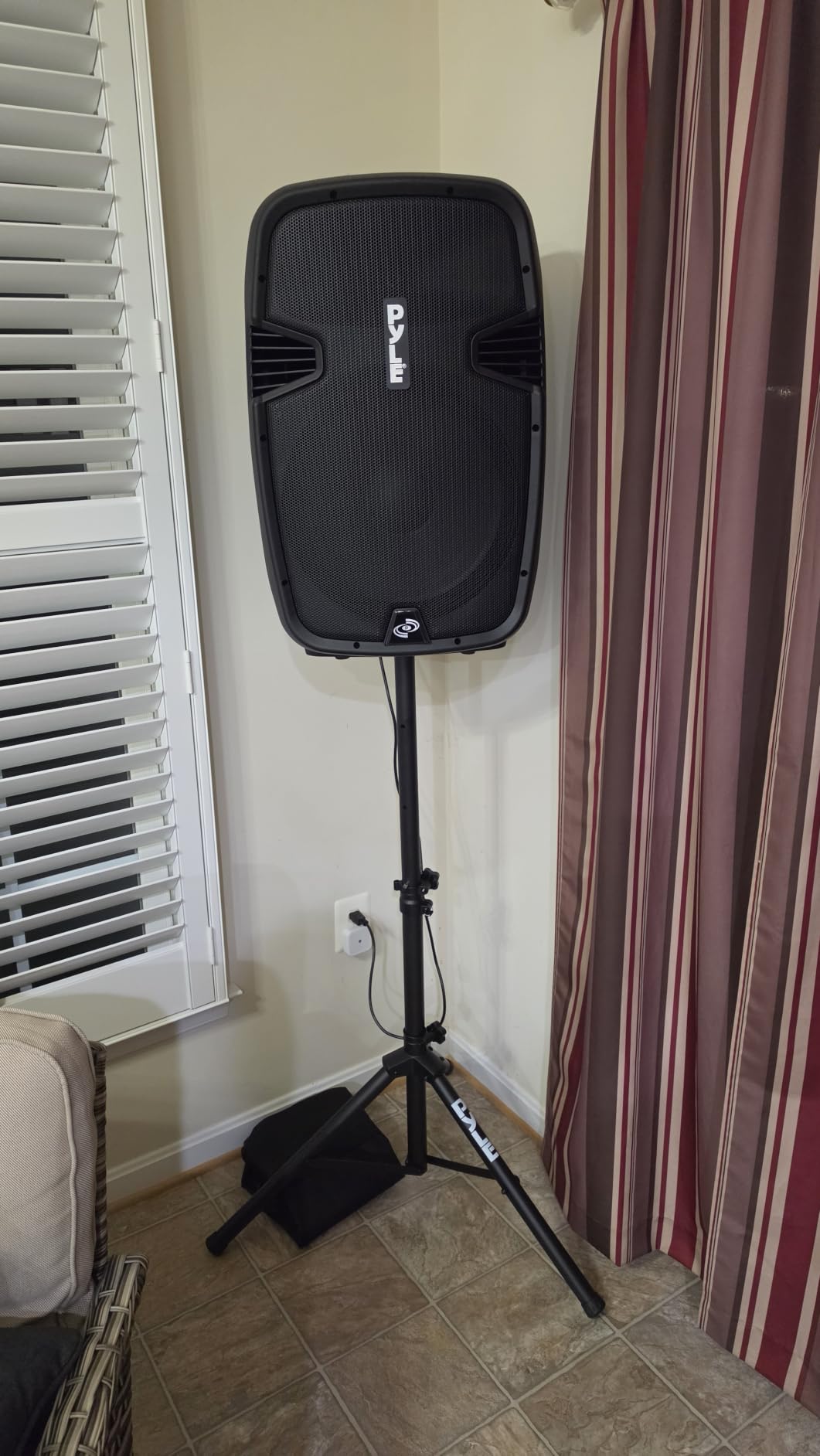 Pyle PPHP155ST Wireless Portable PA Speaker System - 1500W High Powered Bluetooth Compatible Active Outdoor Sound Speakers w/ USB SD MP3 RCA - 35mm Mount, Stand, Microphone, Power Cable, Black, 15