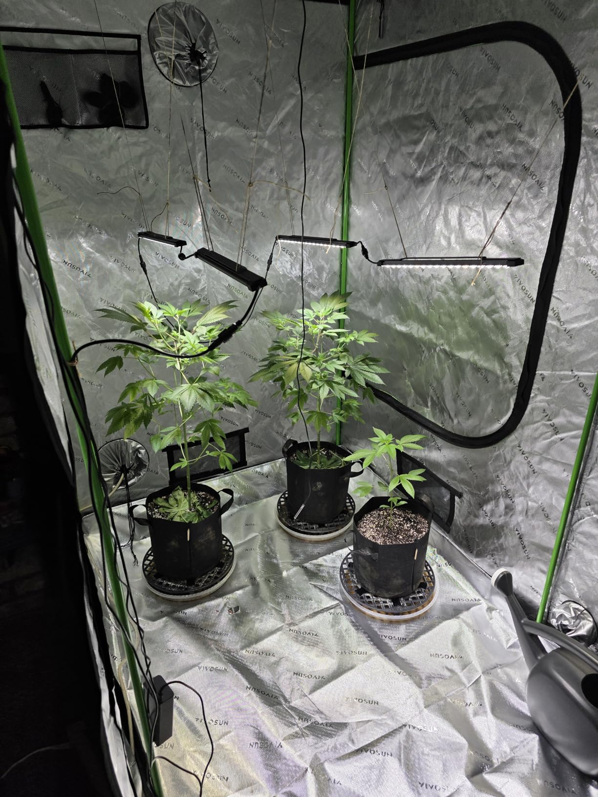 VIVOSUN S848 4x8 Grow Tent 96