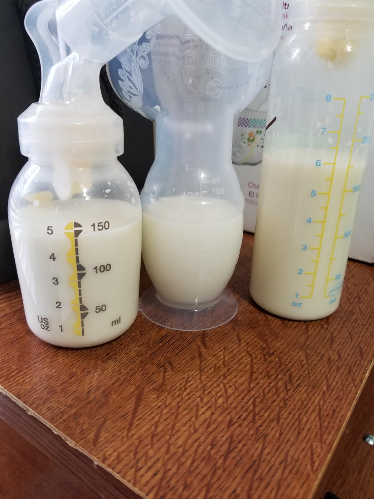 Haakaa Silicone Breastfeeding Manual Breast Pump Milk Pump 100% Food Grade Silicone BPA PVC and Phthalate Free | 4 oz Capacity customer photo 1