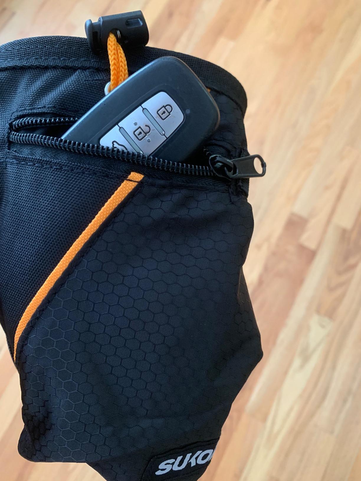 Chalk Bag for Rock Climbing - Rock Climbing Gifts Gear Accessories - Quick-Clip Belt, Large Zippered Pockets & Brush Holder - Weight Lifting, Gym, Bouldering, Disc Golf, Wall, Rock Climbing Chalk Bag customer photo 2