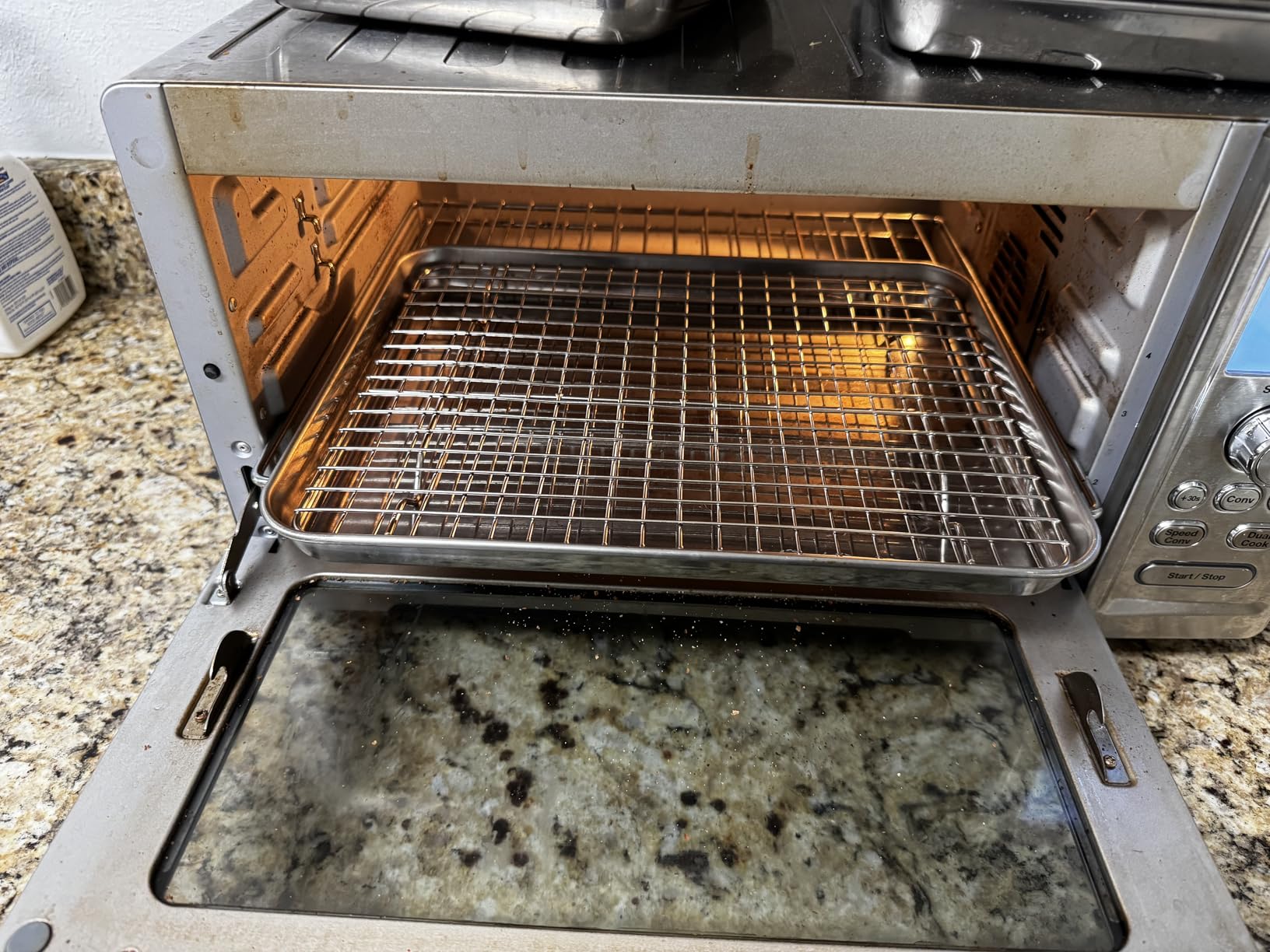 Cuisinart Convection Toaster Oven, 15-Function, 1800W, Stainless Steel, TOB-260N1 customer photo 1