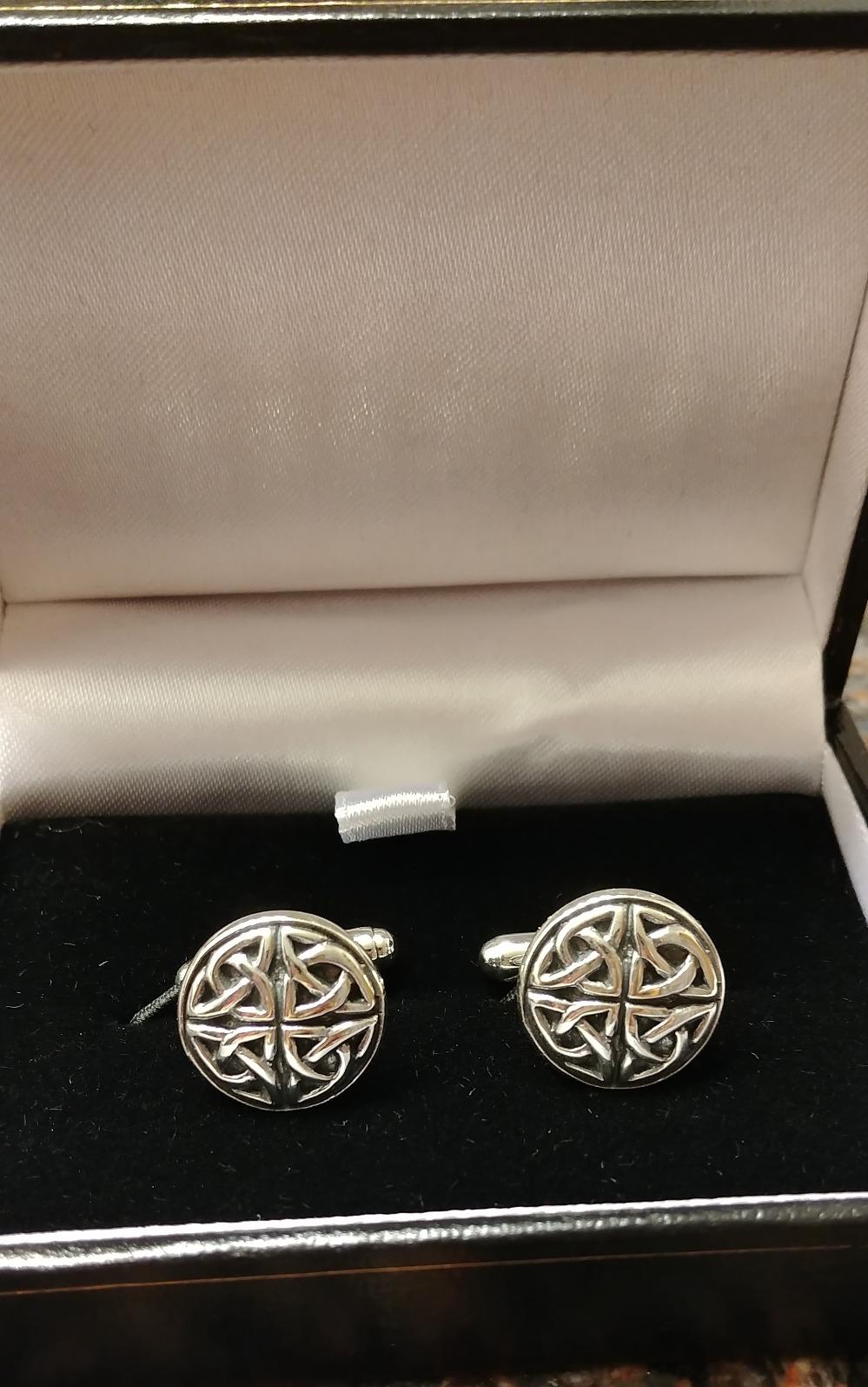 Alexander Castle Men's Cufflinks 925 Sterling Silver Oxidized Celtic - 15mm Round Celtic Trinity Cuff Links with Jewelry Gift Box customer photo 2