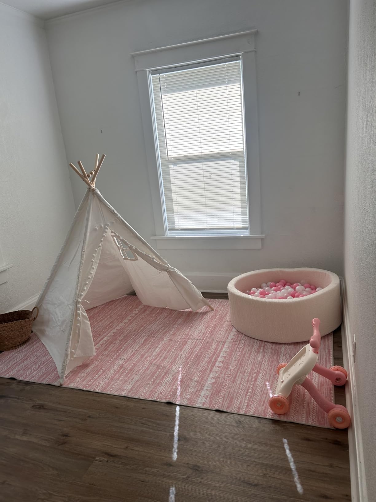 Little Dove Teepee Tent for Kids with Star Lights, Mat & Campfire Toy customer photo 1
