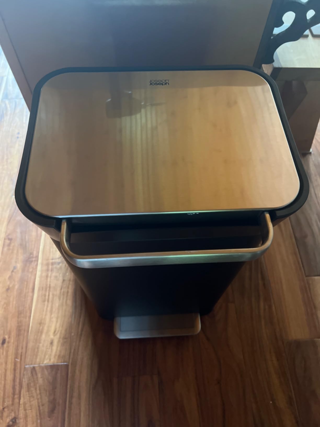 Joseph Joseph Intelligent Waste Titan Trash Can Compactor with Odor Filter, Compacts up to 3x trash, 30L/7.9 Gallons, Stainless Steel customer photo 1