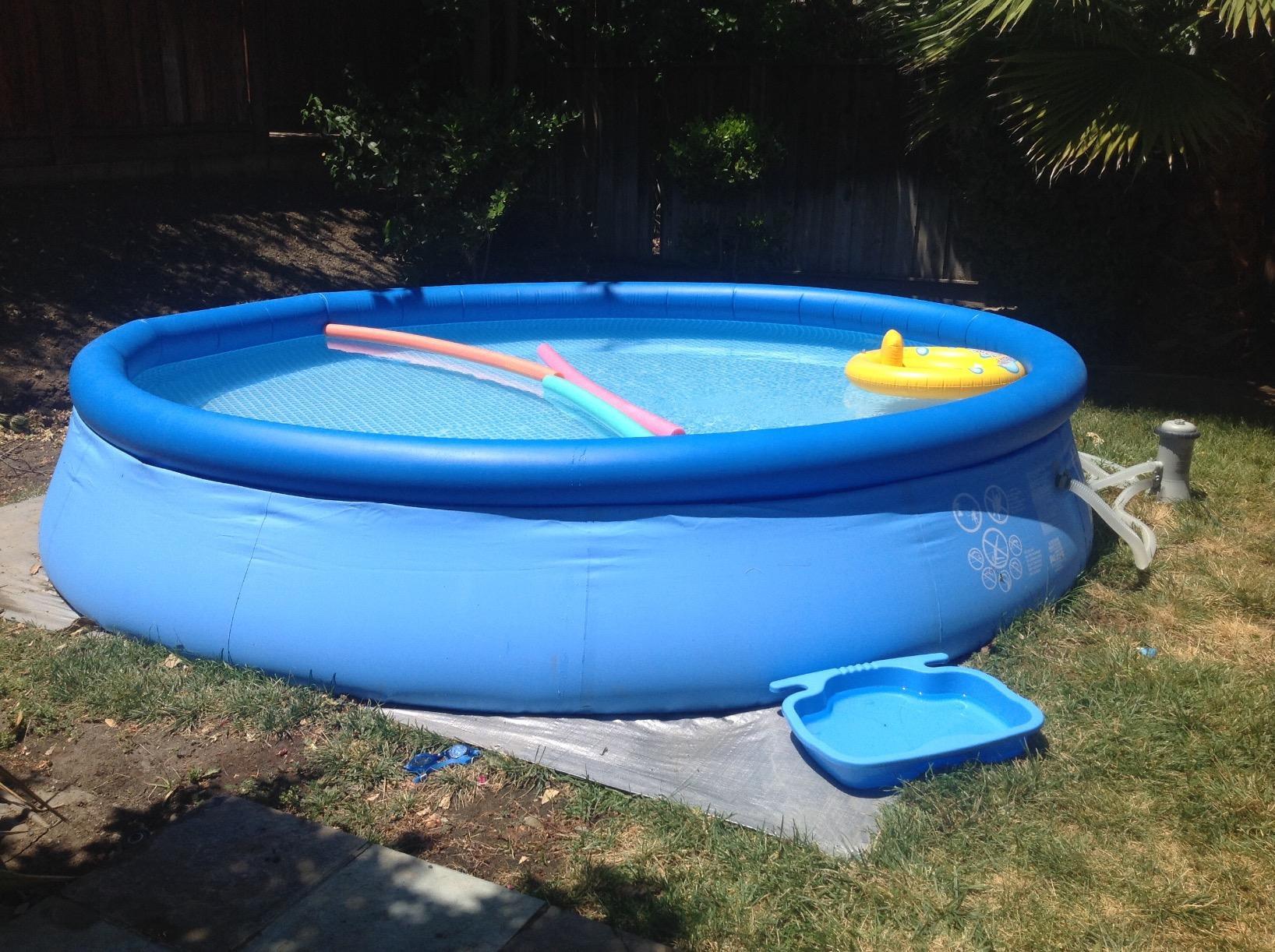 INTEX Easy Set 15 ft x 48in Inflatable Ring Above Ground Pool Set w/Pump | 26167EH - 1000 GPH Cartridge Filter Pump, Ladder, Pool Cover & Ground Cloth Included customer photo 1