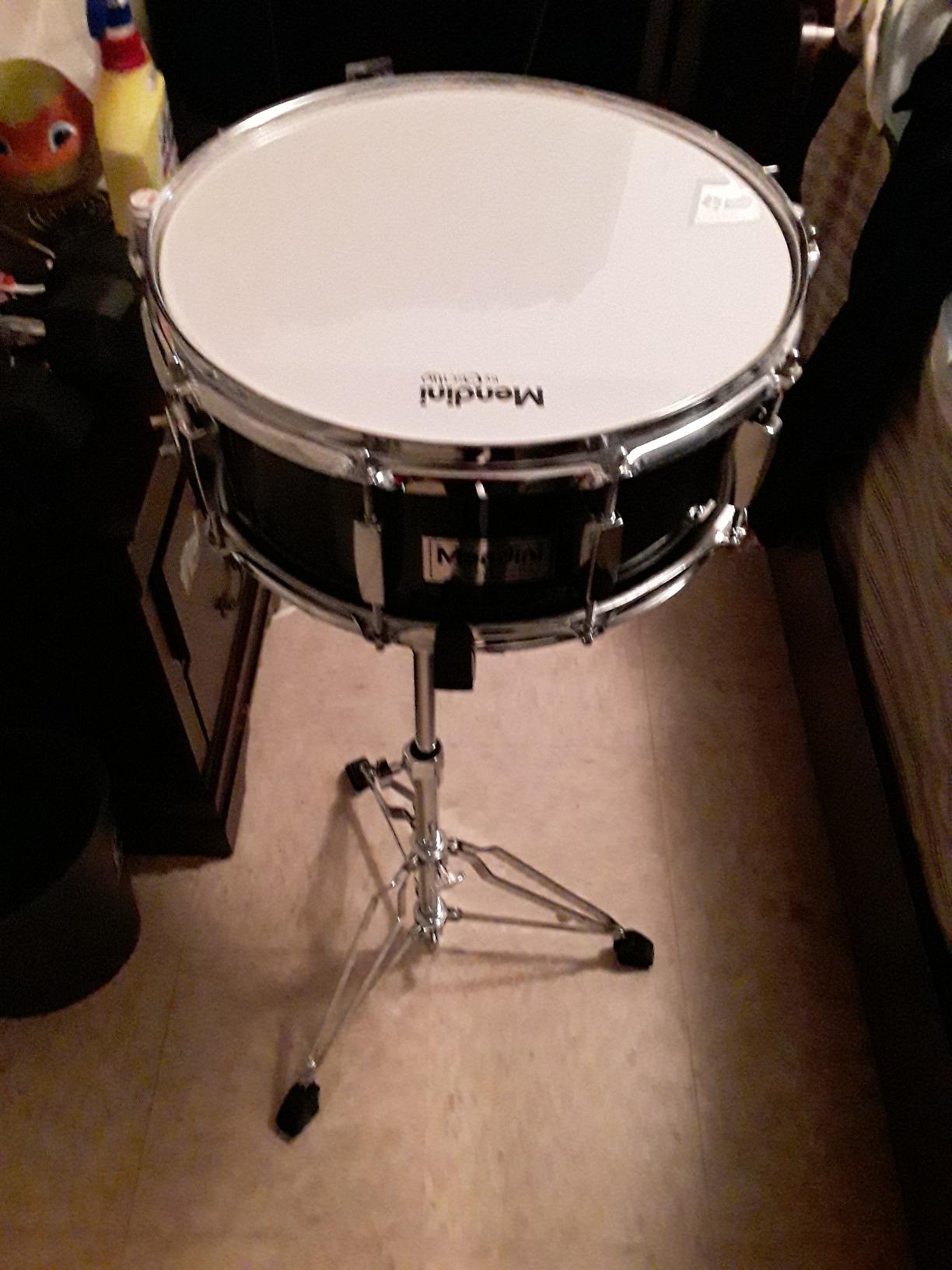 Mendini 14 x 5.5 inches Snare Drum Set, Marching School Band Student Beginner Practice Snare Drum With Gig Bag, Sticks, Stand and Practice Pad Kit (Black) customer photo 1