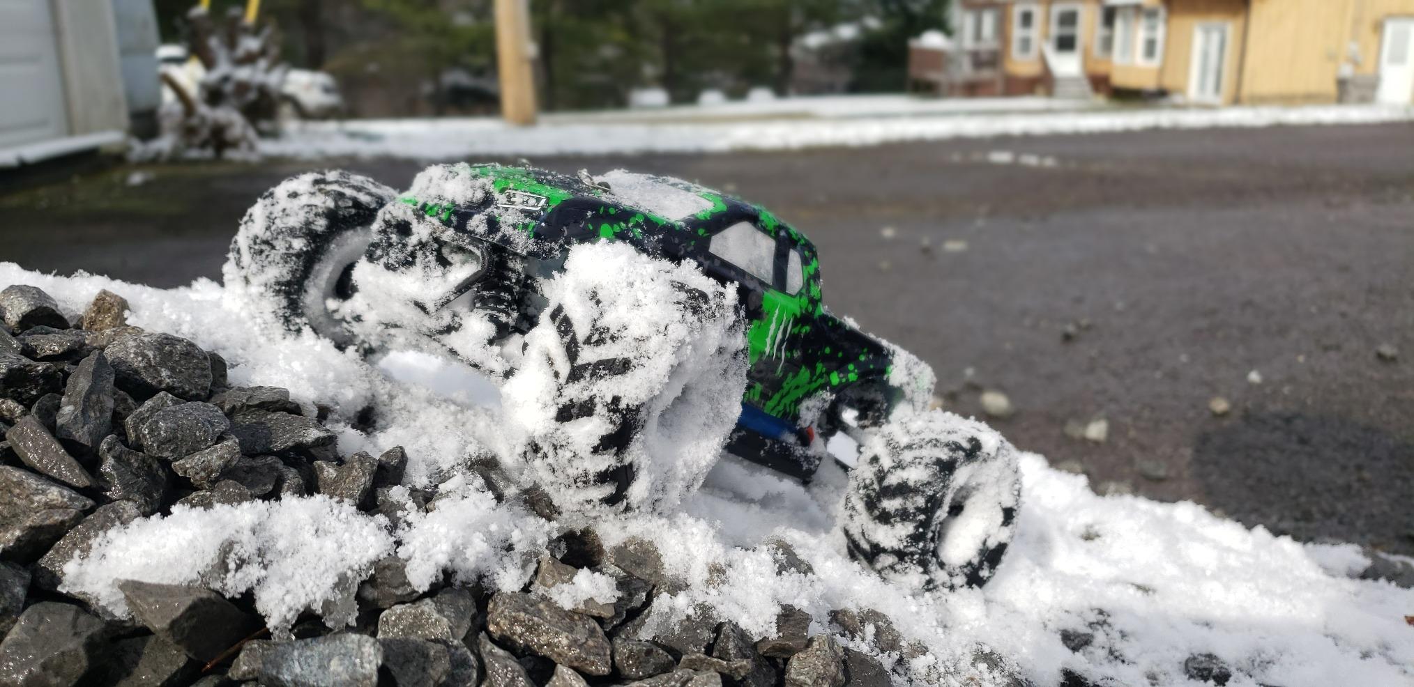 HAIBOXING 1:18 Scale All Terrain RC Car 18859, 36 KPH High Speed 4WD Electric Vehicle with 2.4 GHz Remote Control, 4X4 Waterproof Off-Road Truck with Two Rechargeable Batteries customer photo 1