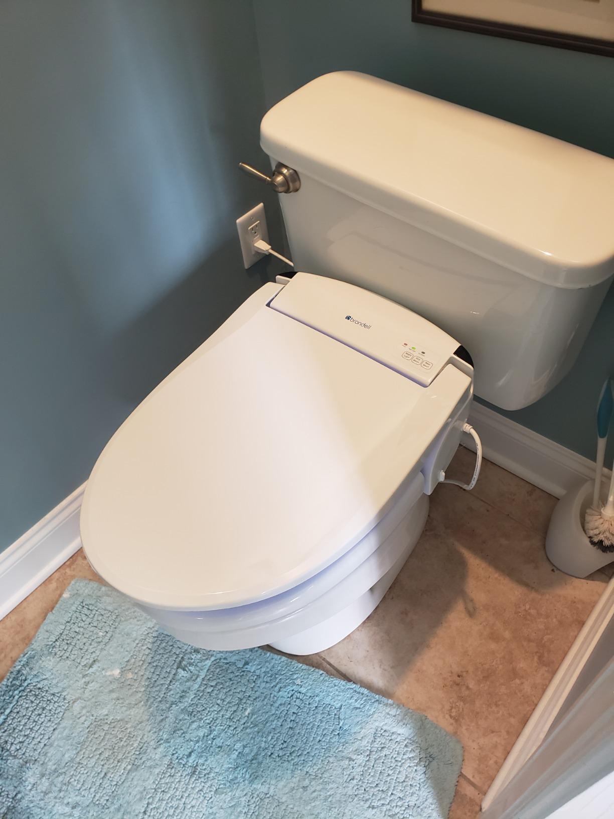 Brondell Swash SE600 Bidet Toilet Seat, Fits Elongated Toilets, White - Oscillating Stainless-Steel Nozzle, Warm Air Dryer, Ambient Nightlight customer photo 2
