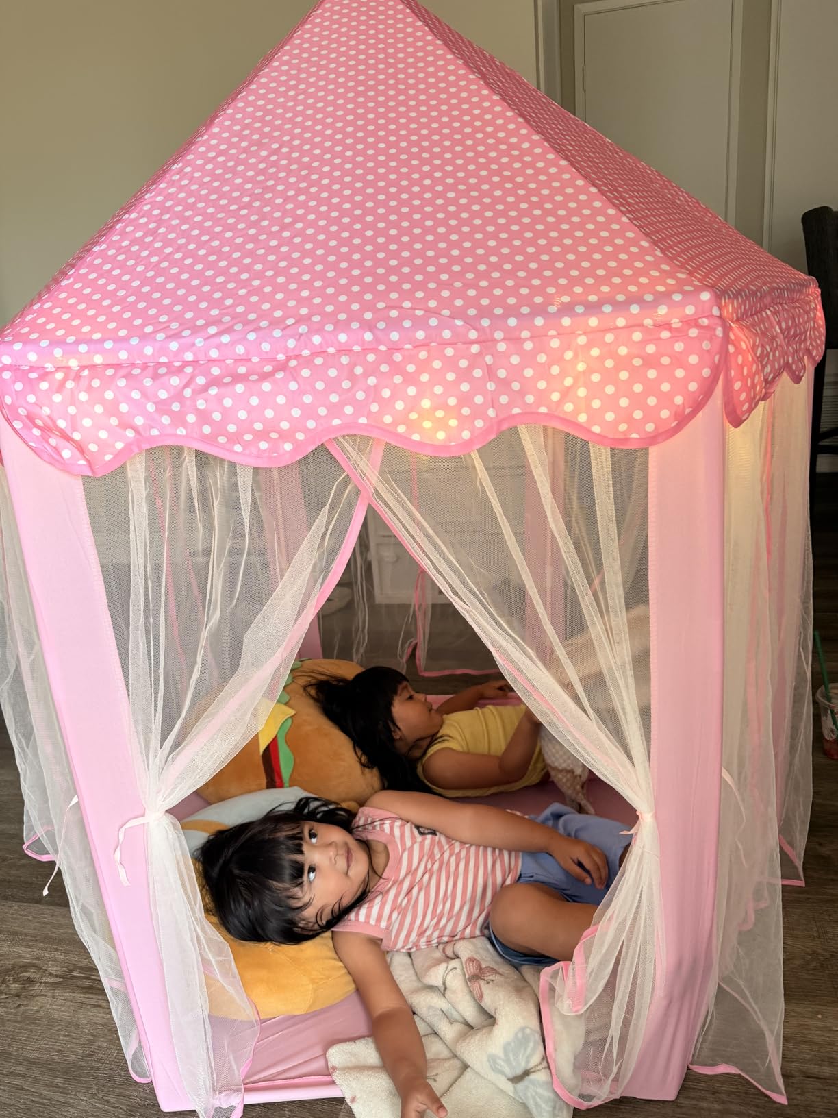 wilwolfer Princess Castle Play Tent for Girls Large Kids Play Tents Hexagon Playhouse with Star Lights Toys for Children Indoor Games (Pink) customer photo 1