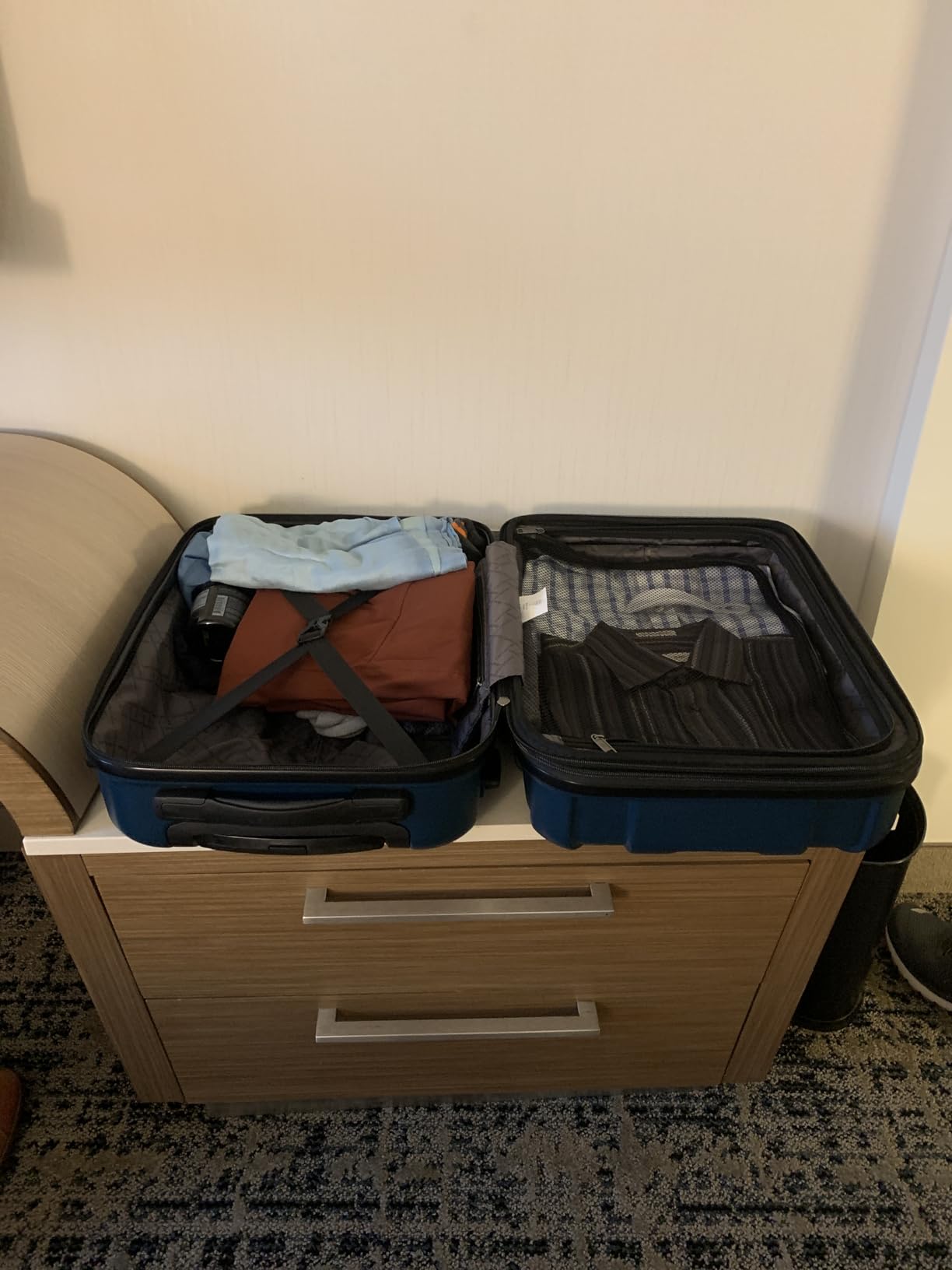 Samsonite Centric Hardside Expandable Luggage with Spinner Wheels, Teal, Checked-Large 28-Inch customer photo 2