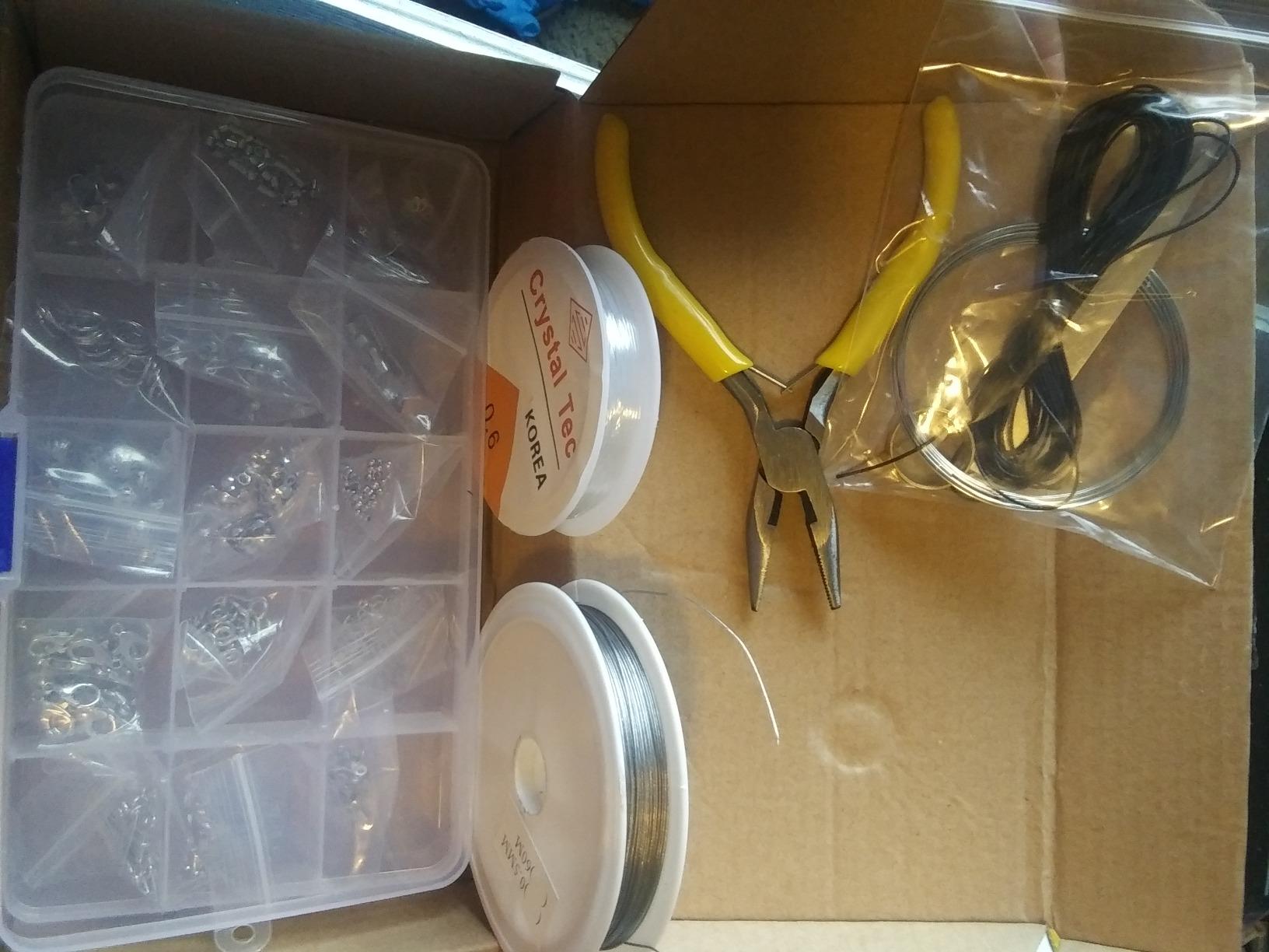 Kuuqa Jewelry Making Kit Jewelry Findings Starter Kit Jewelry Beading Making and Repair Tools Kit customer photo 2
