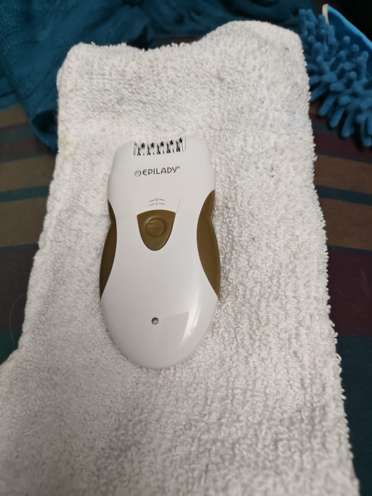 Epilady Legend 5 Cordless Rechargeable Epilator for Women - Cordless Epilator Hair Removal for Women, Hair Removal Device, 4-6 Week Smoothness, 56 Tweezers, Dual Speed, 56,000 Tweezes per Min customer photo 1