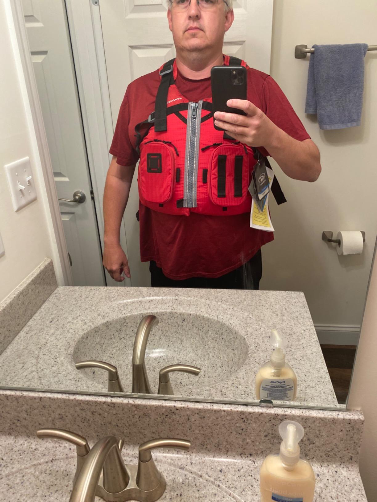 Stohlquist Piseas Lifejacket: USCGA Approved Type III PFD, Optimized Sizing, Dual Zippered Pocket, Multiple mounting Points (Grass Green, S/M) customer photo 1