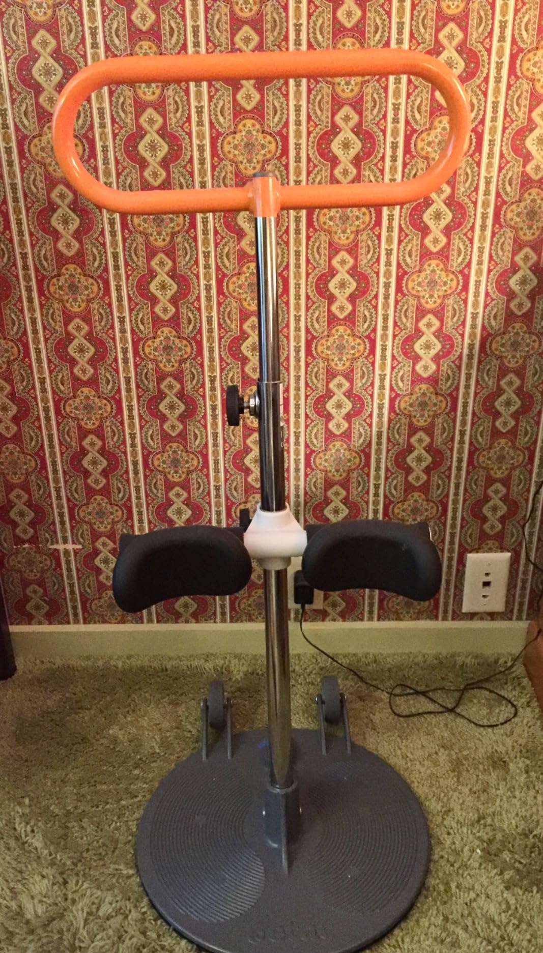 Etac Turner PRO Patient Transfer Aid - Assistive Standing Pivot Transfer from One Seated Position to Another, Requires Leg & Upper Body Strength to Stand & Turn in Place (440 lbs Capacity) customer photo 2