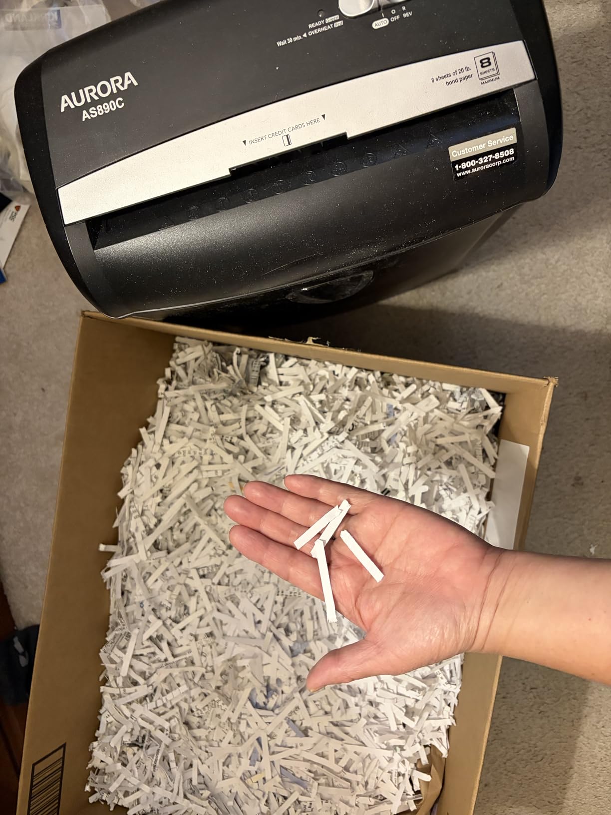 Aurora AU1230XA Anti-Jam 12-Sheet Crosscut Paper and Credit Card Shredder with 5.2-Gallon Wastebasket customer photo 1