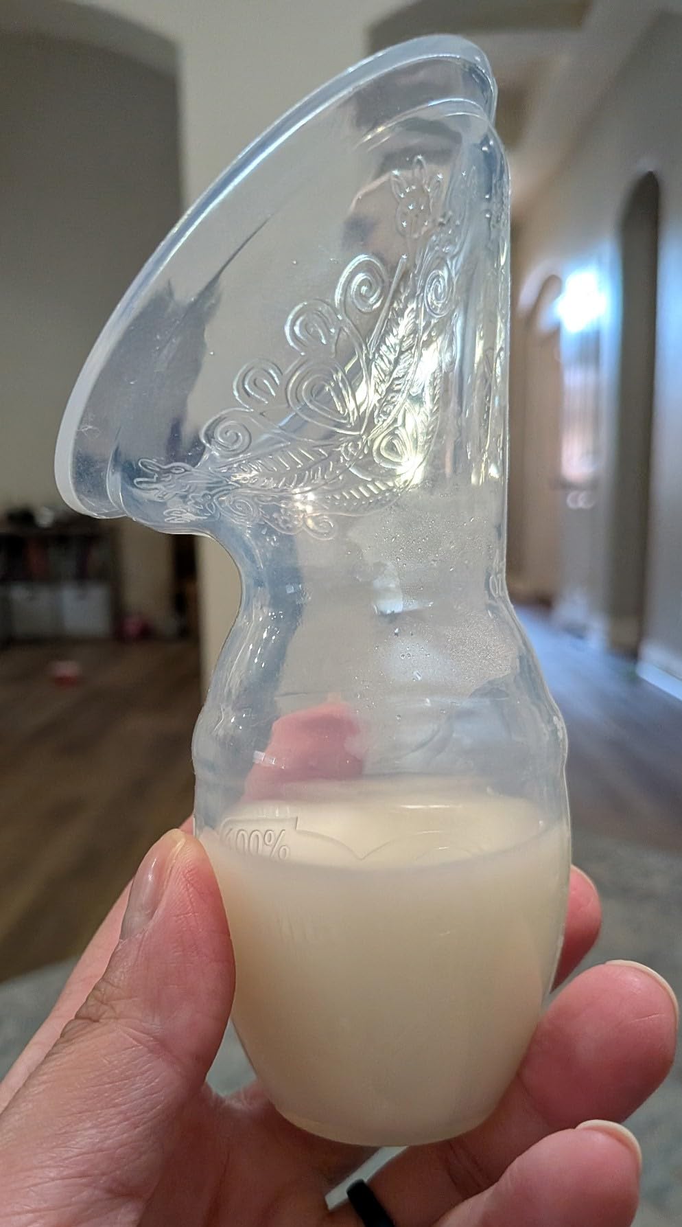 haakaa Manual Breast Pump for Breastfeeding 4oz/100ml customer photo 1