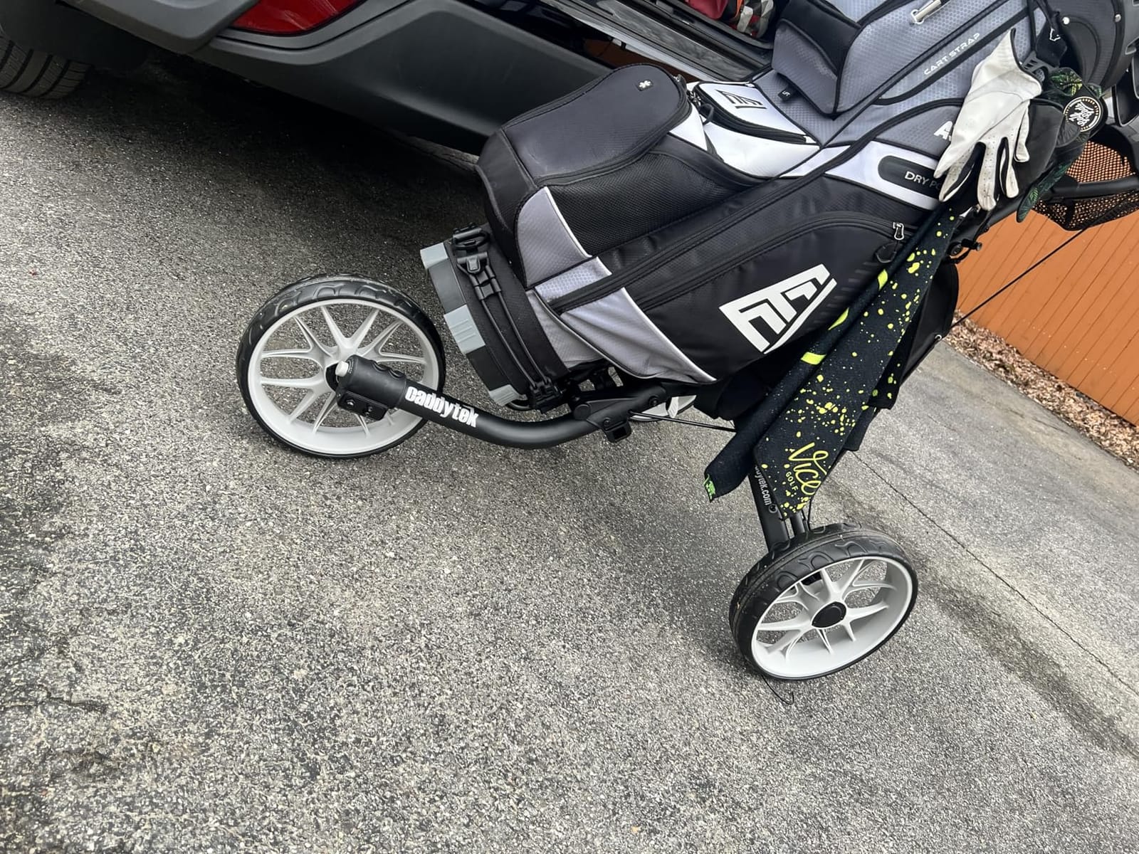 CaddyTek EZ-fold 3 Wheel Golf Push Cart Version 8 customer photo 2