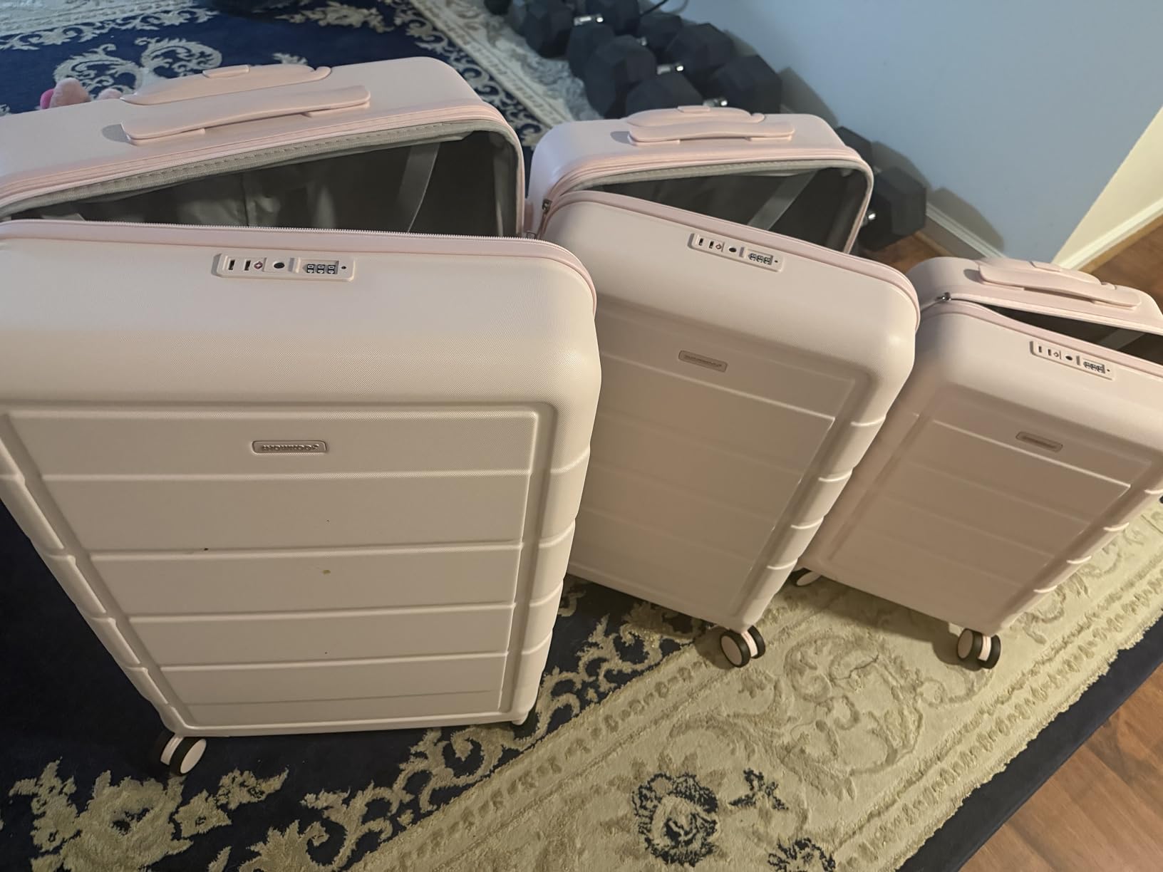 SHOWKOO G-Series Luggage set 3pcs, 100% PC Durable Hardshell Suitcase customer photo 1