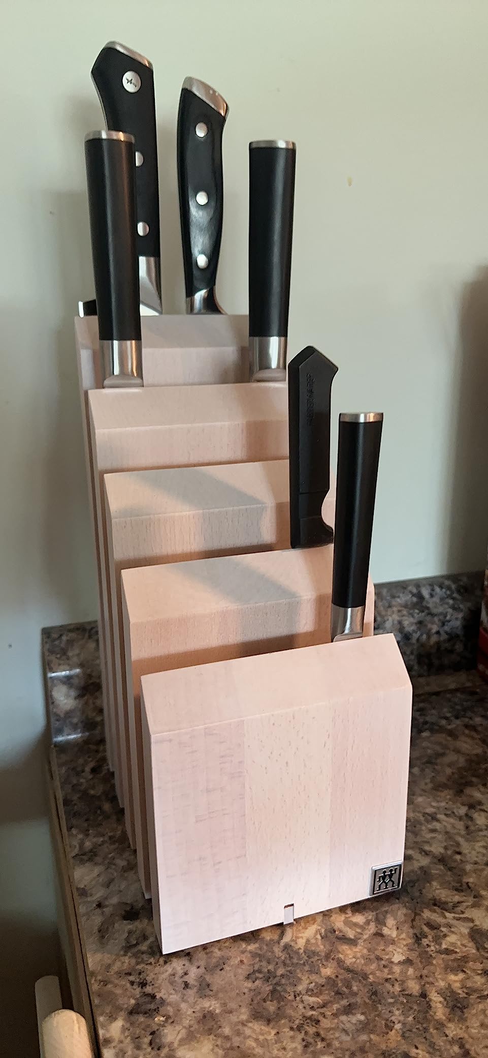 ZWILLING Slanted Magnetic Knife Block, Made in Italy, Natural Beechwood Kitchen Knife Holder customer photo 1